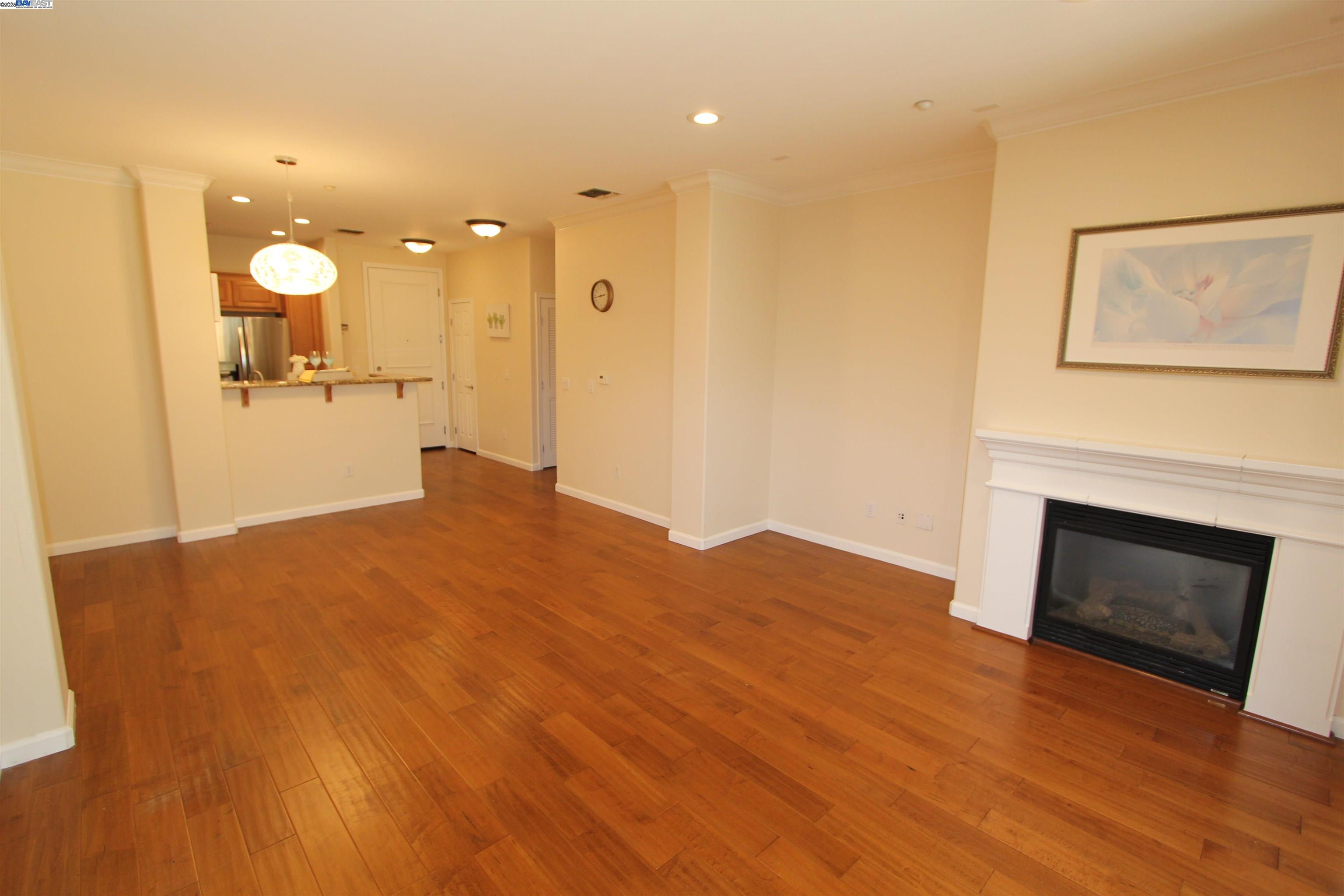 3360 MAGUIRE WAY # 139