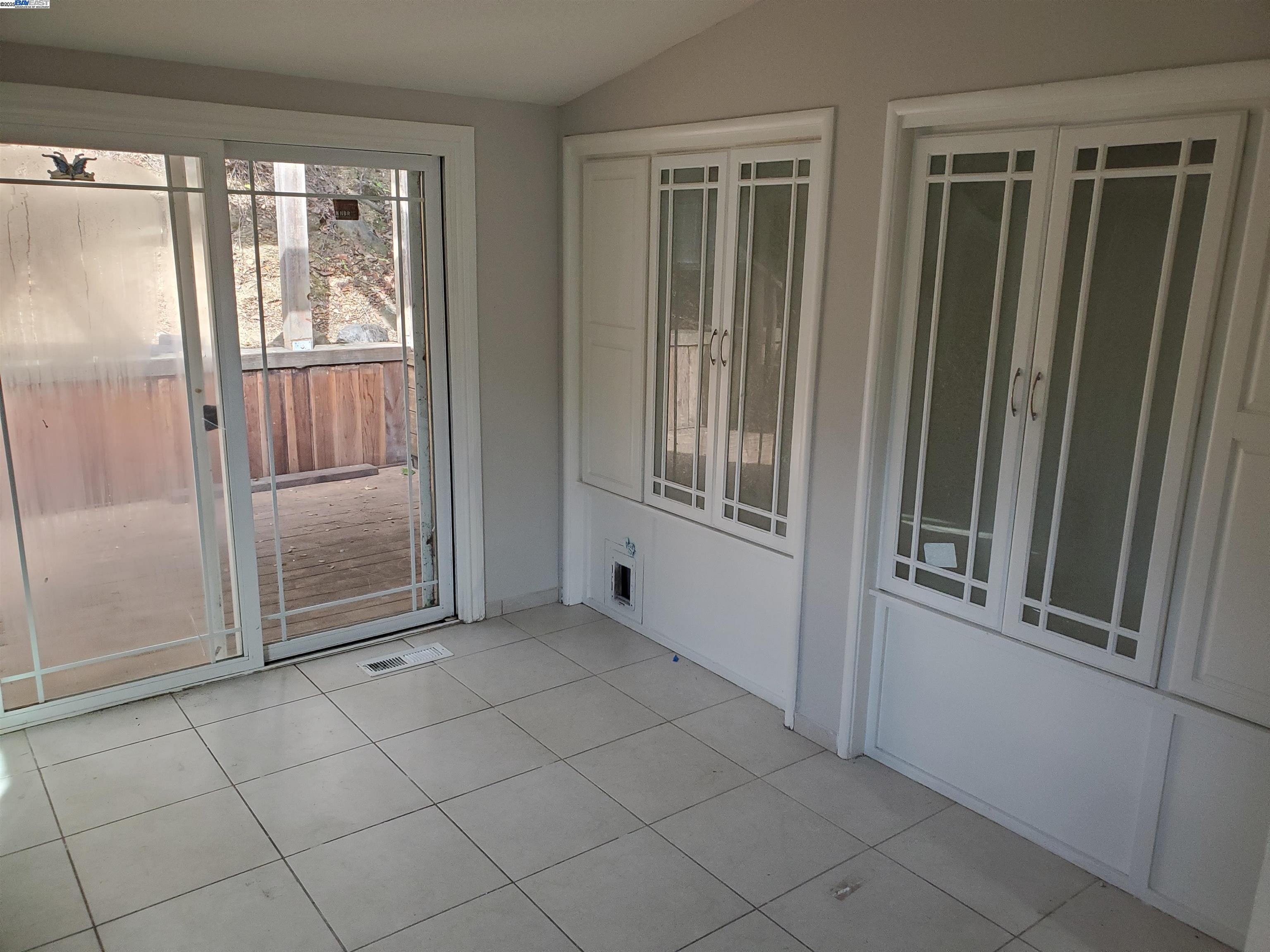 18425 Joseph Dr