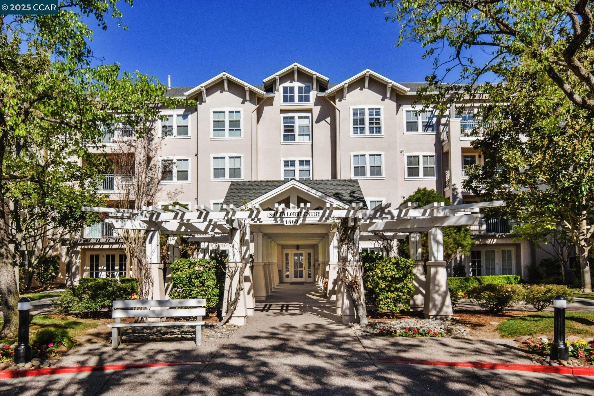 1860 Tice Creek Dr. # 1428