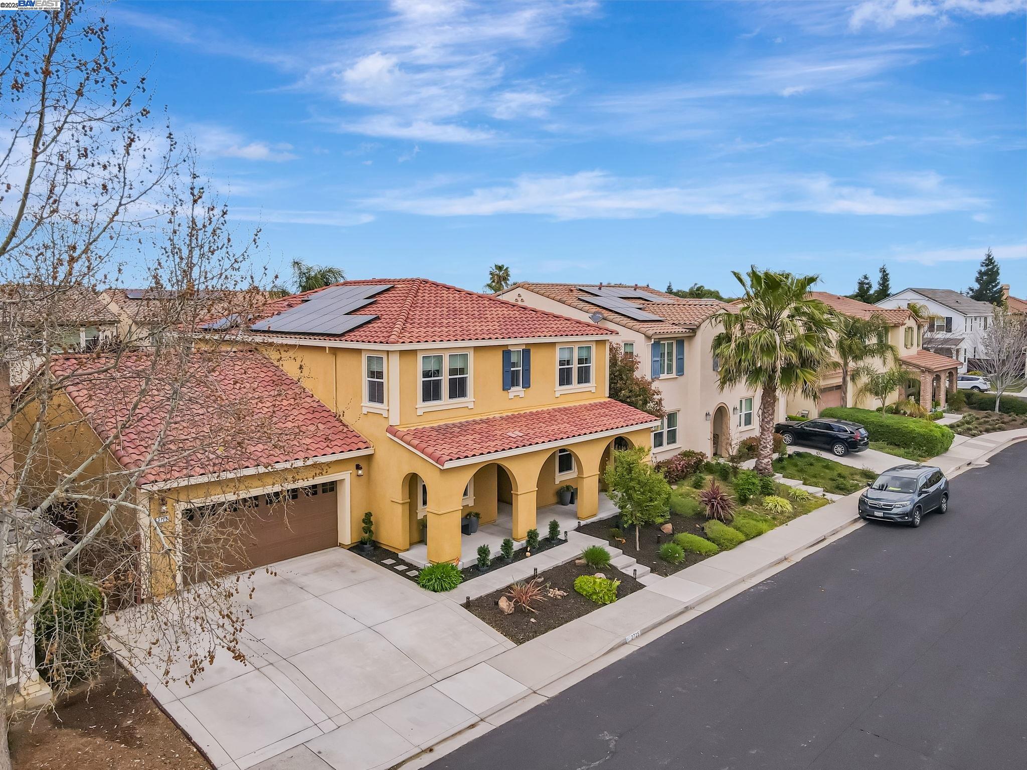 2725 Reddington Way