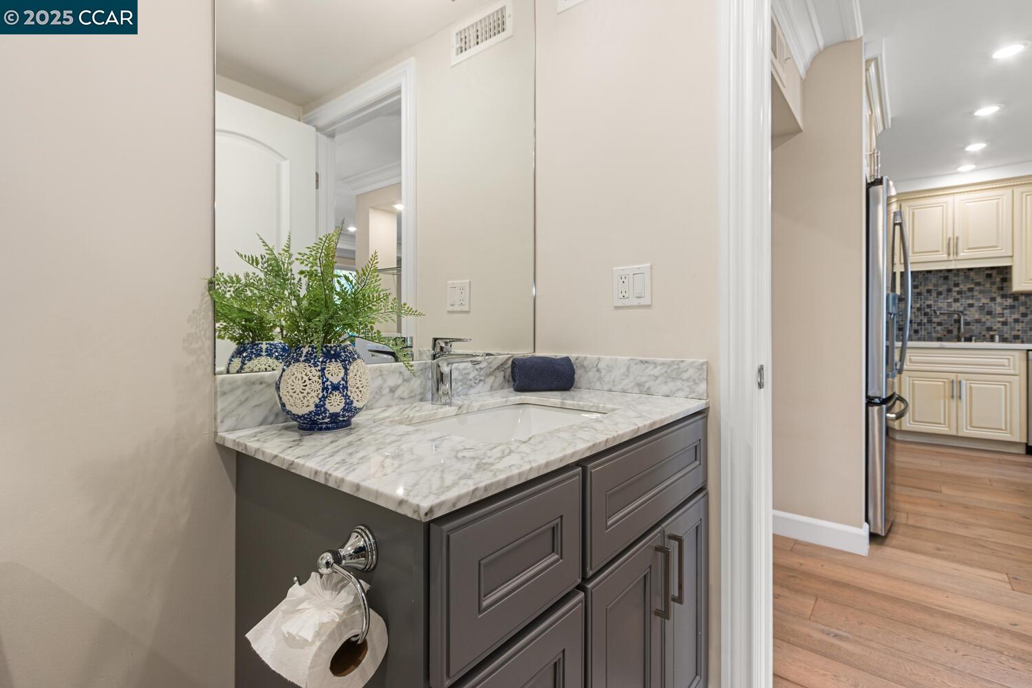 1372 Rockledge Lane # 6