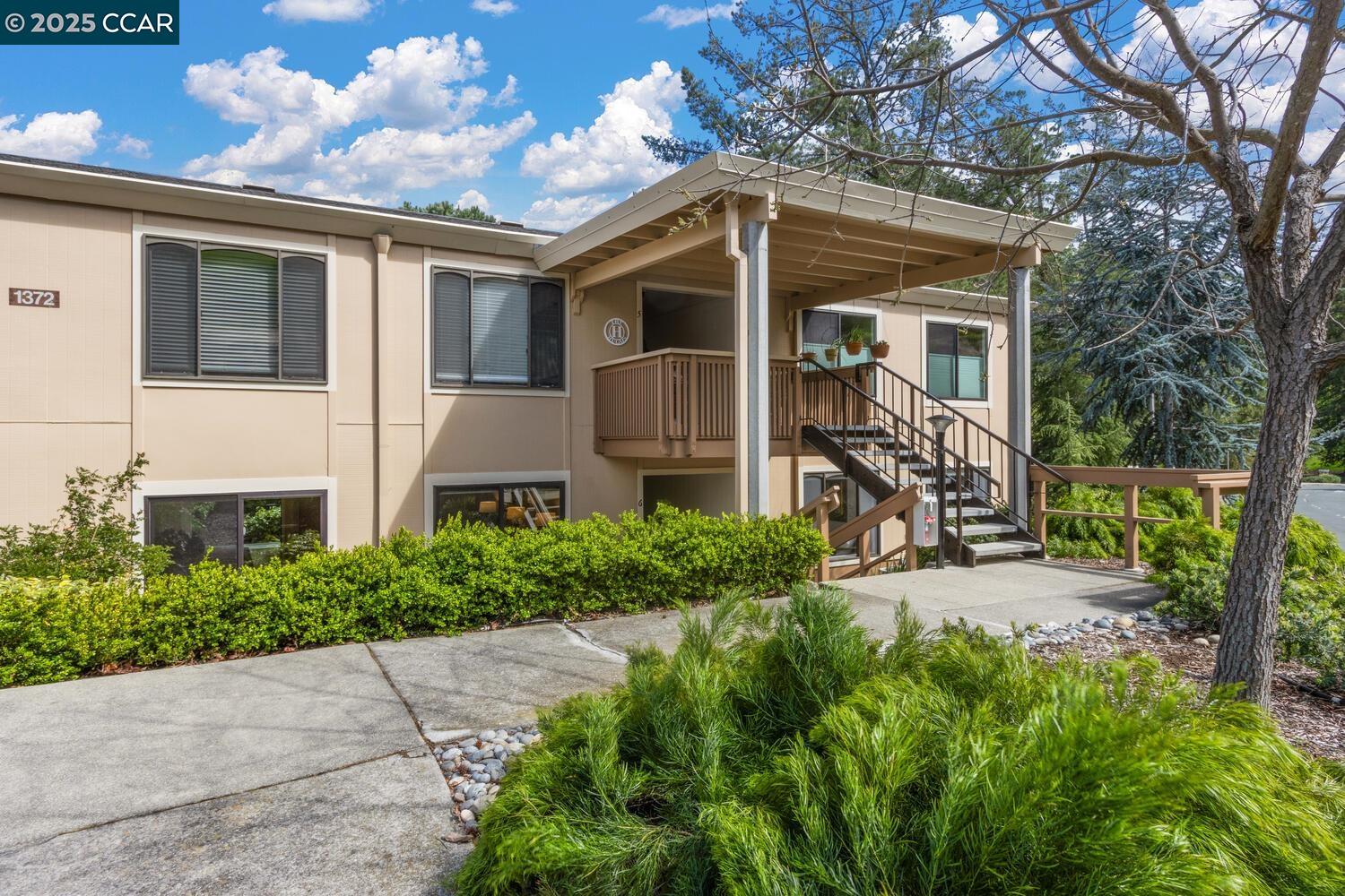 1372 Rockledge Lane # 6