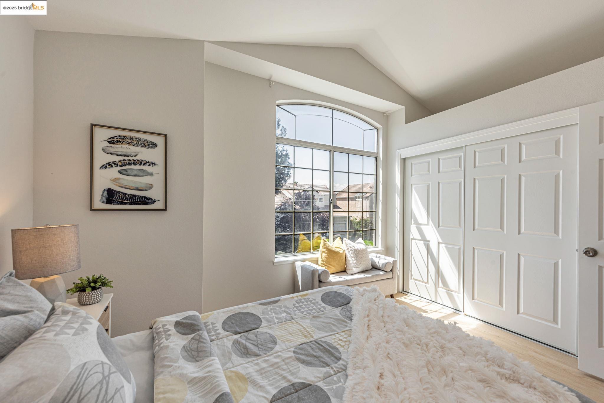 34299 Eucalyptus Ter