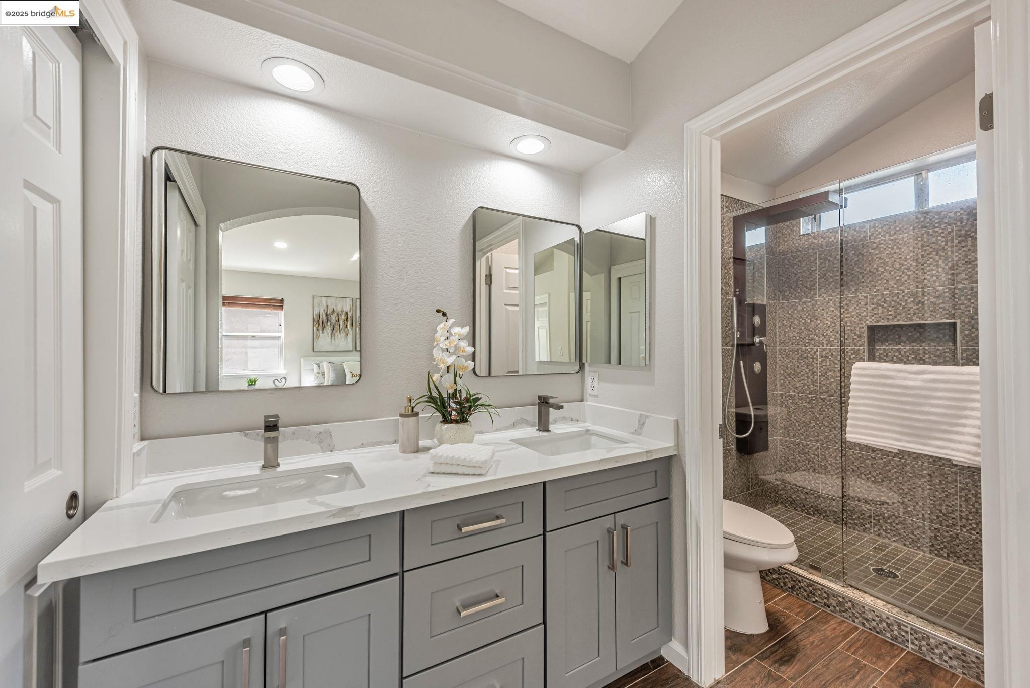 34299 Eucalyptus Ter