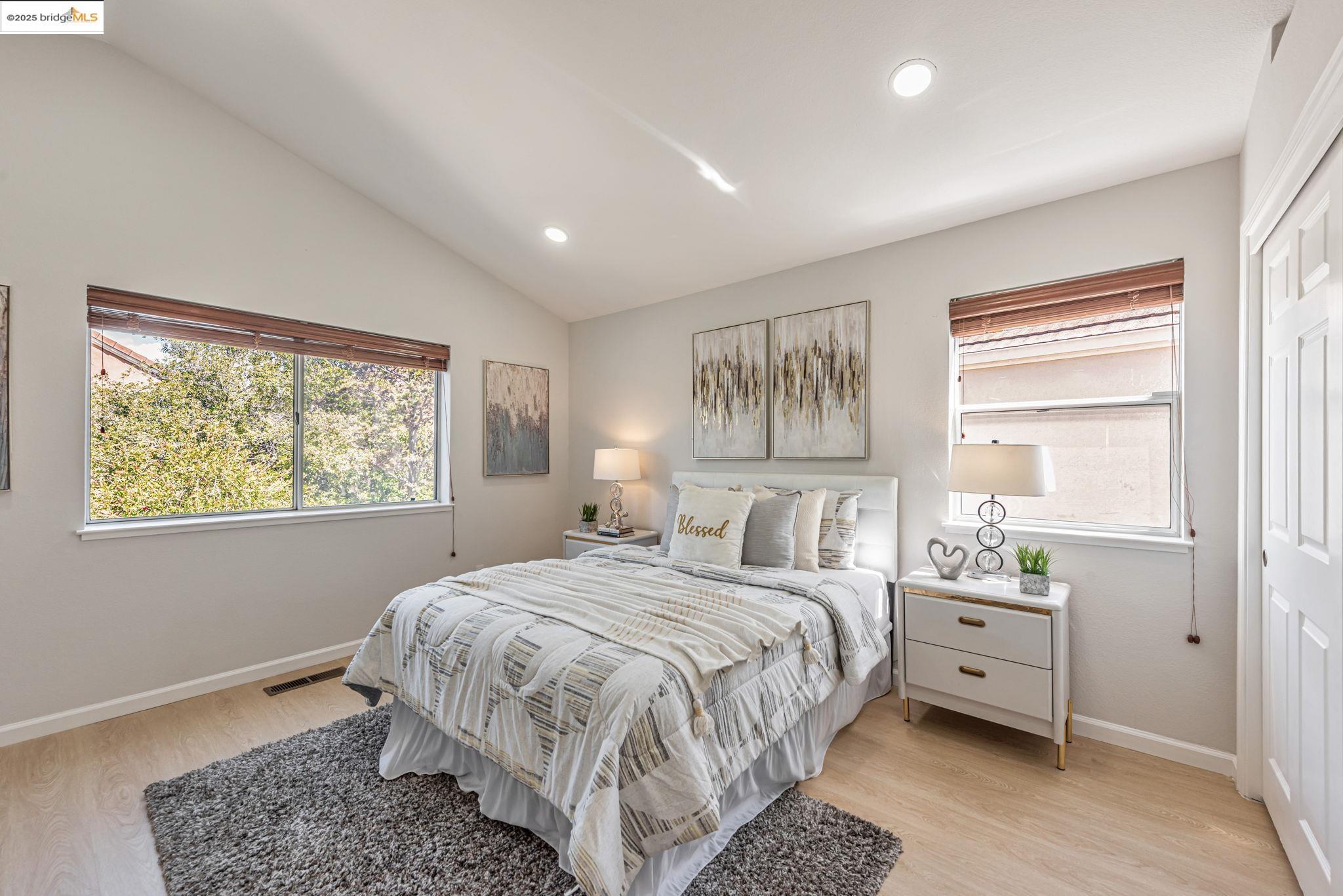 34299 Eucalyptus Ter