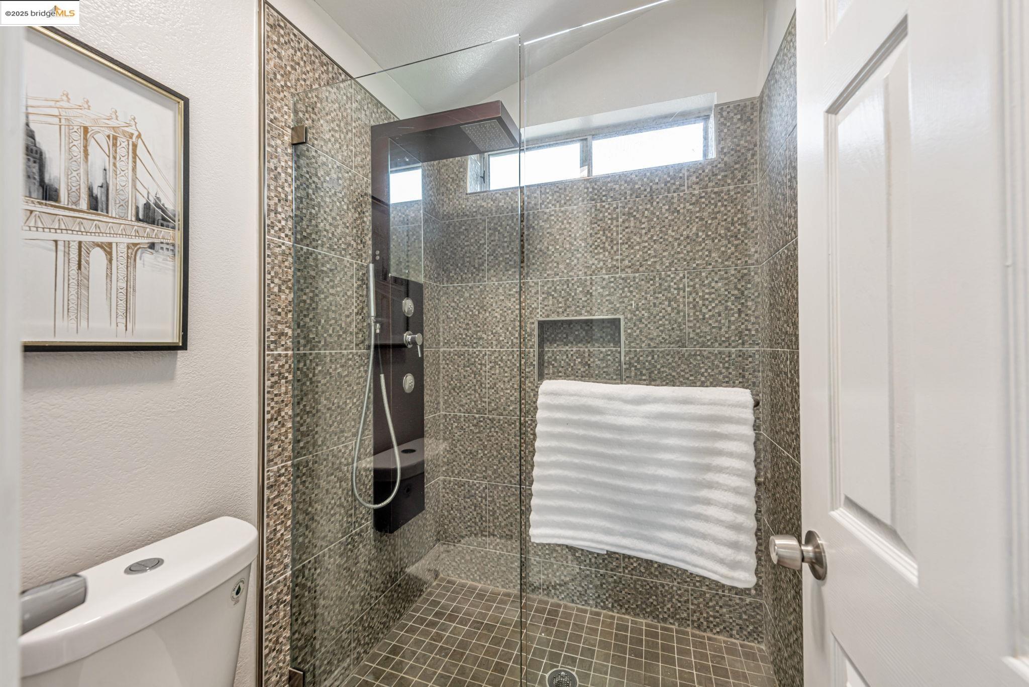 34299 Eucalyptus Ter