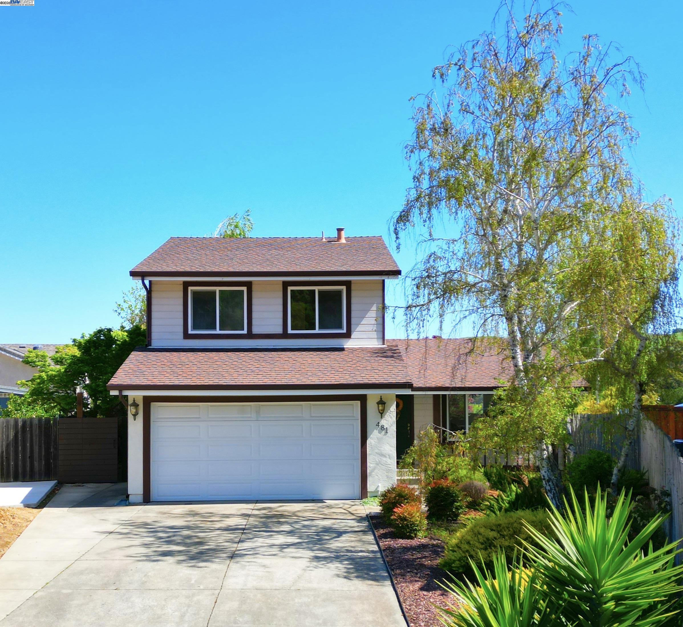 481 Falcon Way