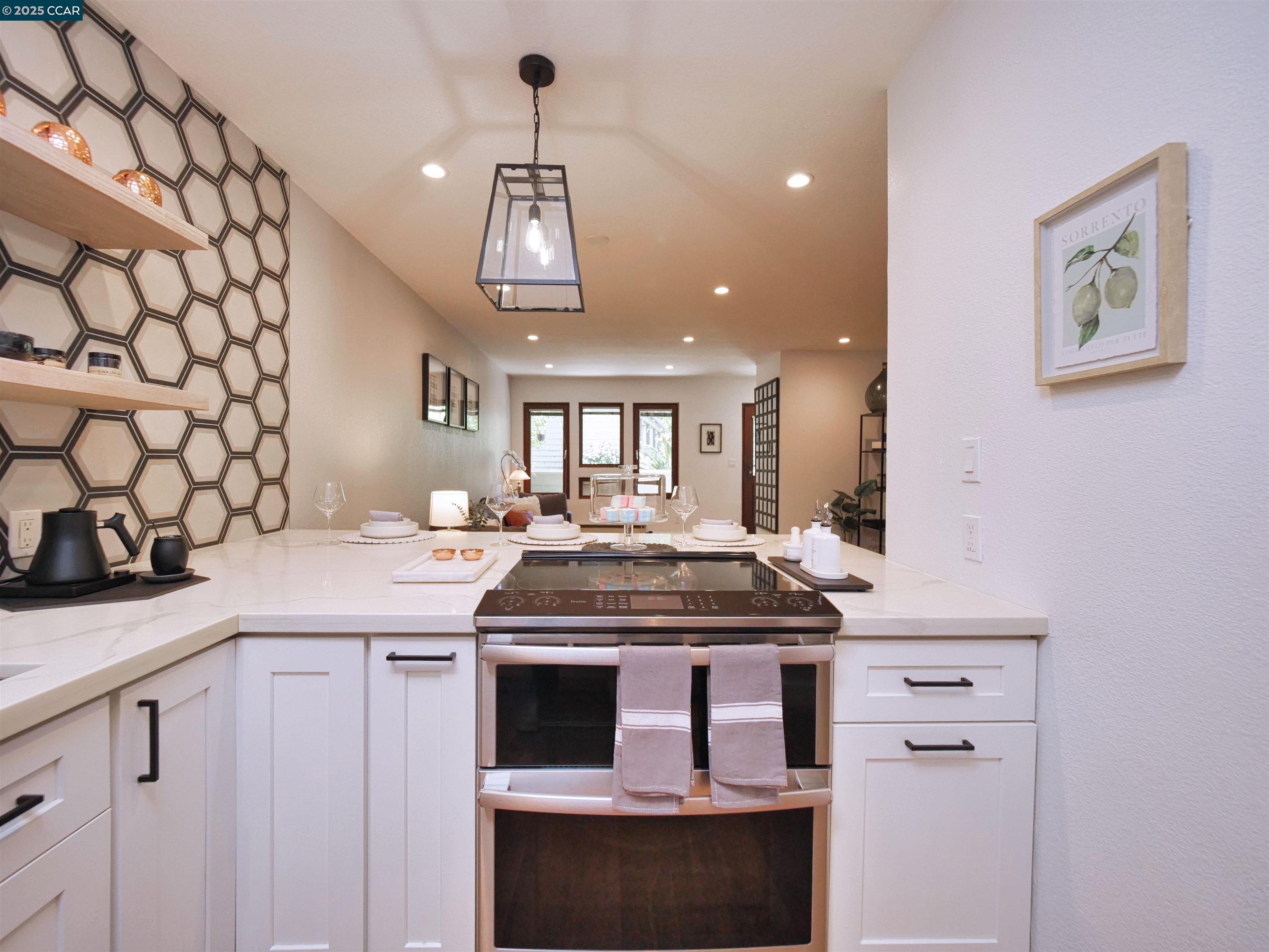 700 Suntree Lane # 705