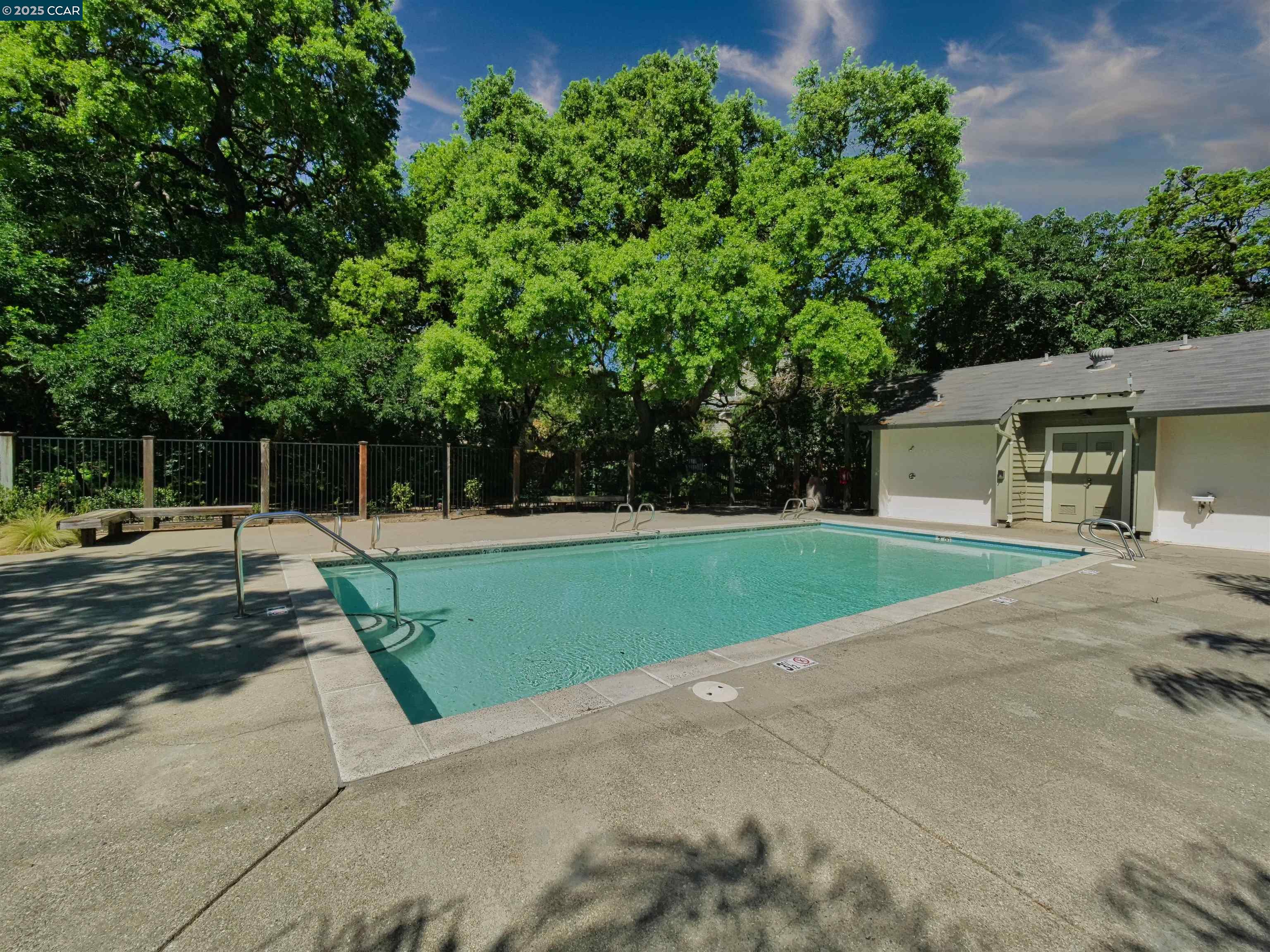 700 Suntree Lane # 705