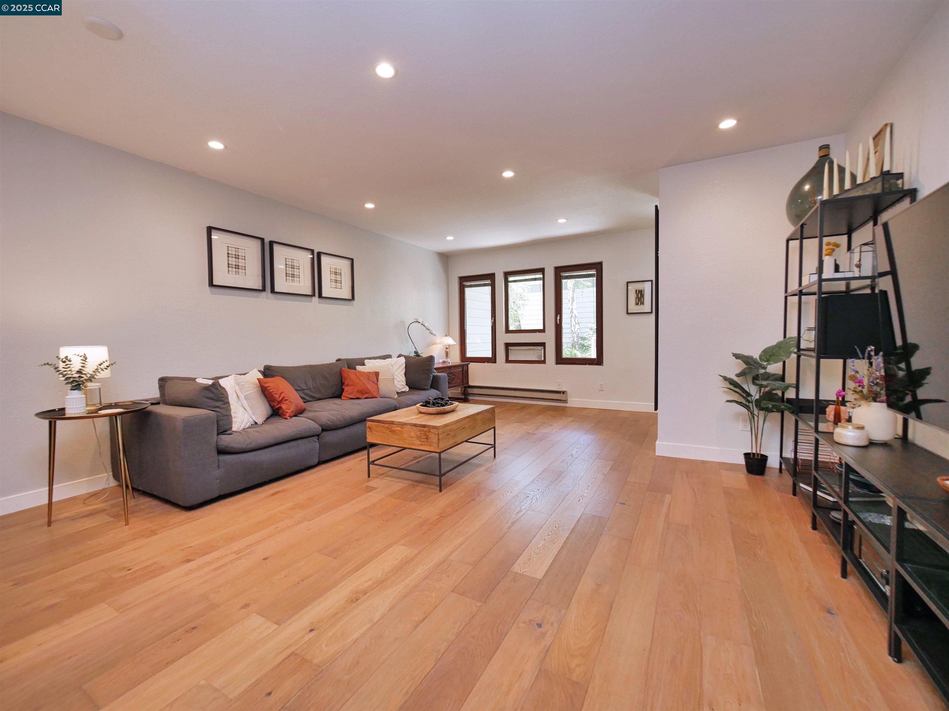 700 Suntree Lane # 705