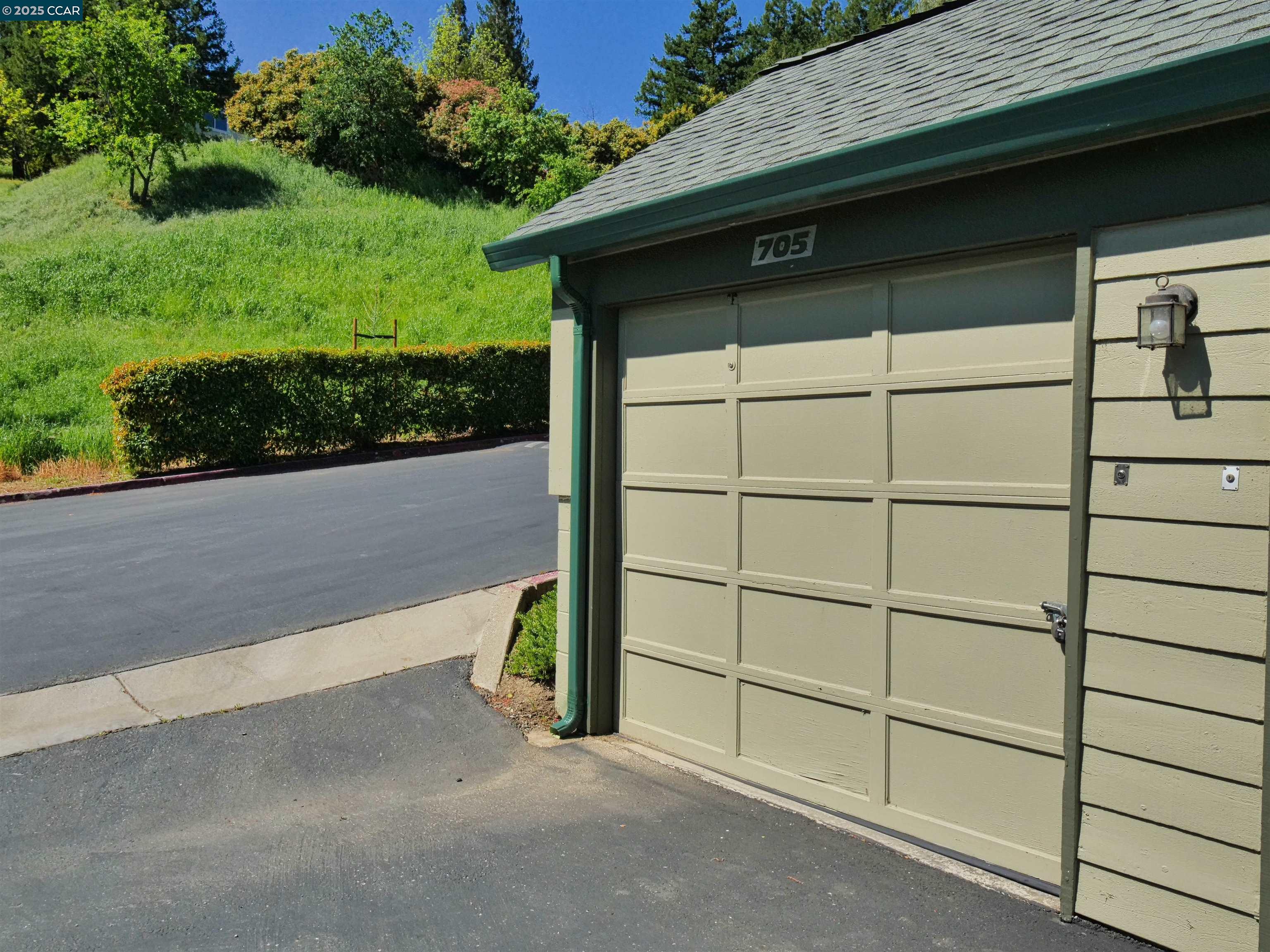 700 Suntree Lane # 705