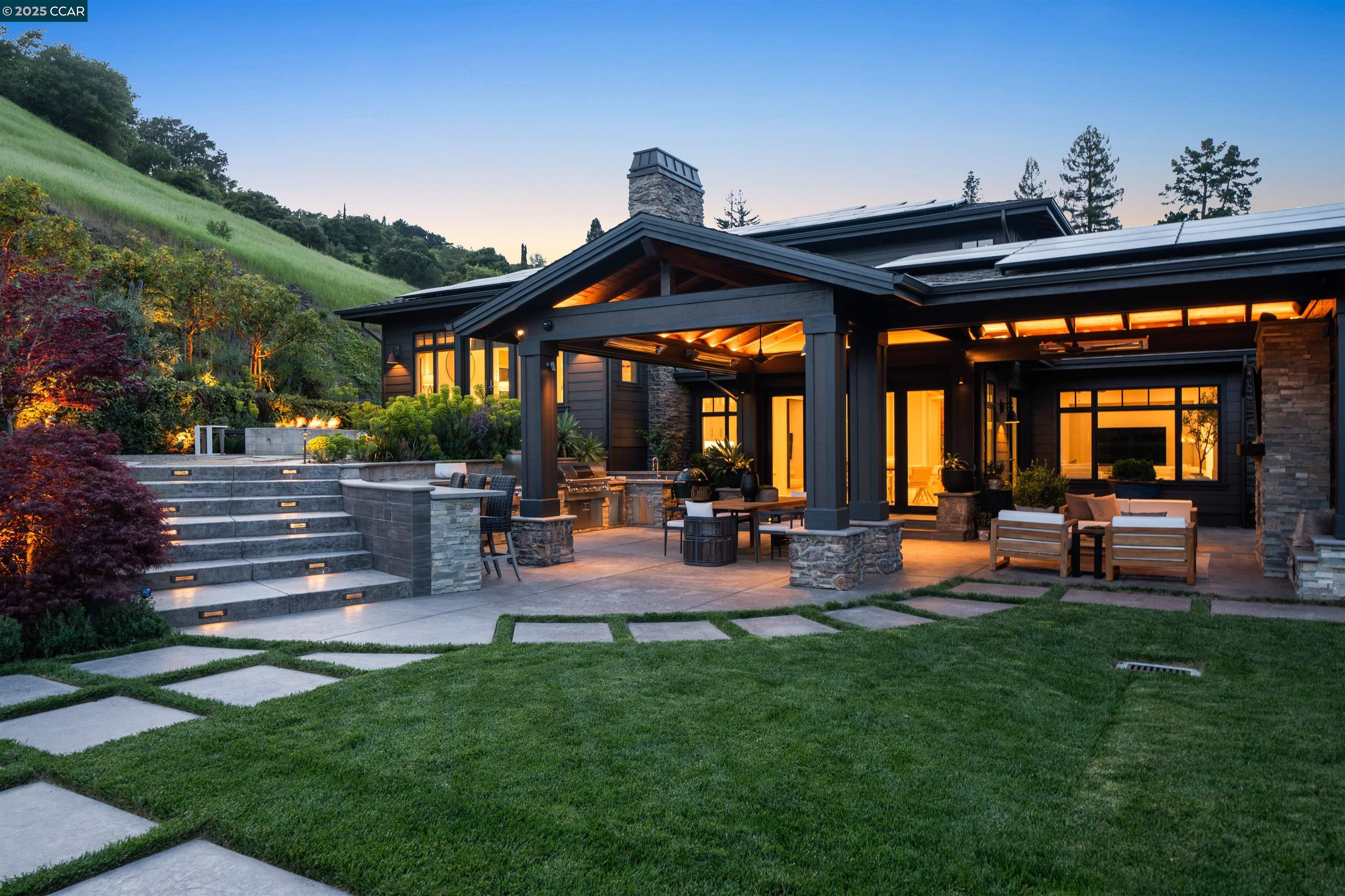 38 Valley View Dr
