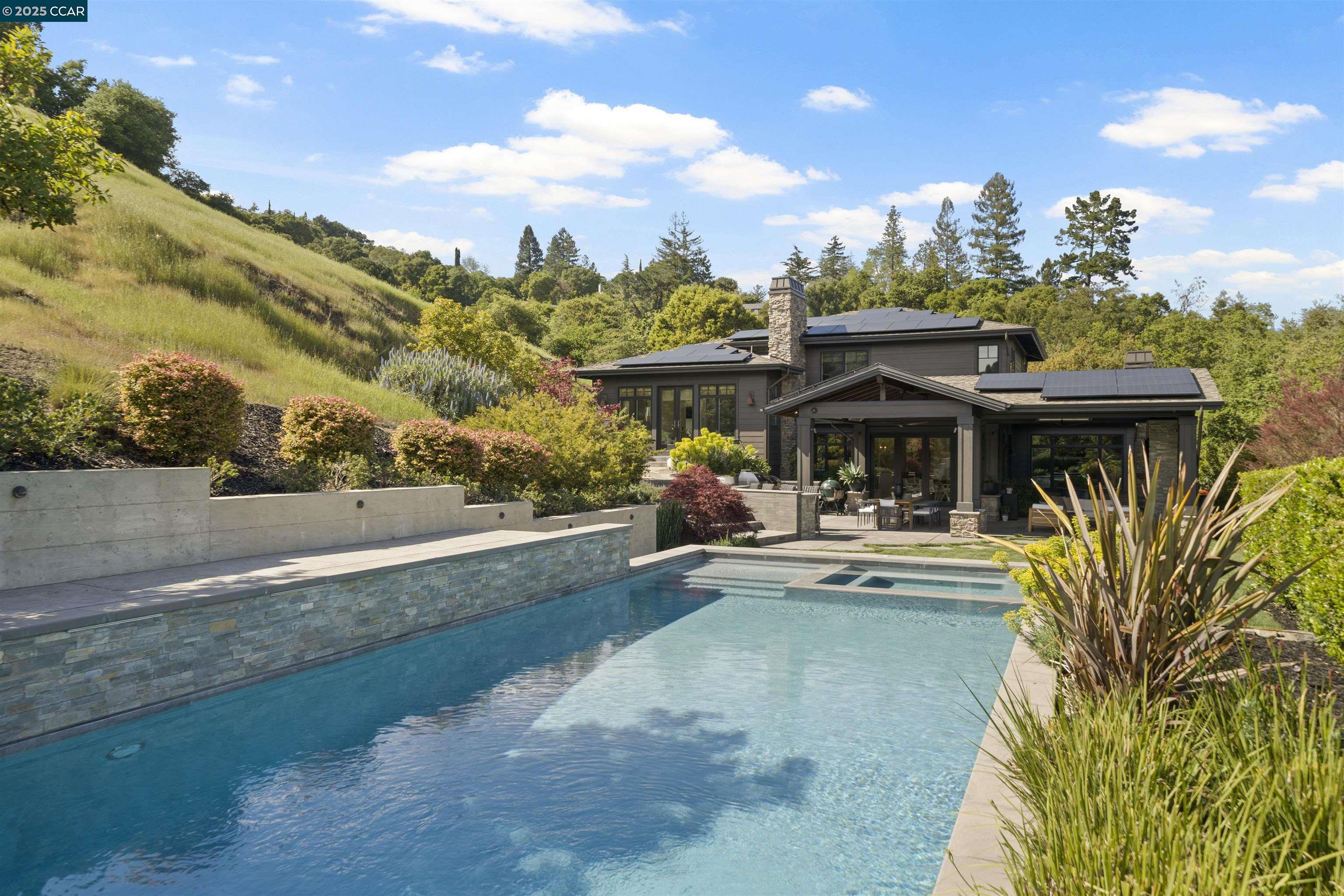 38 Valley View Dr