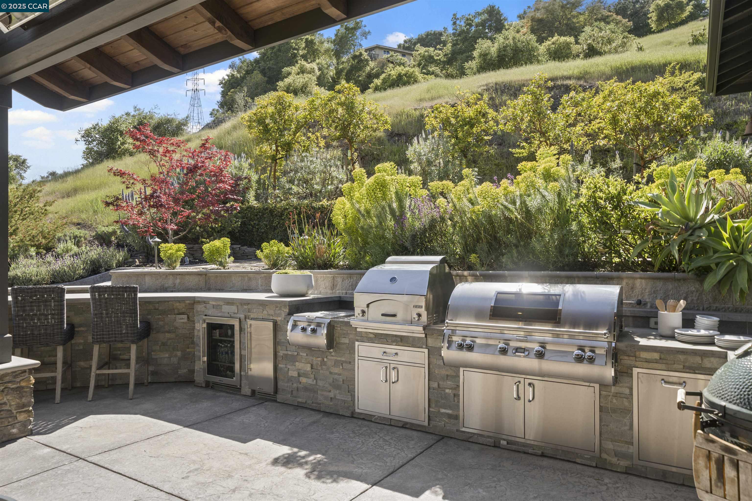 38 Valley View Dr