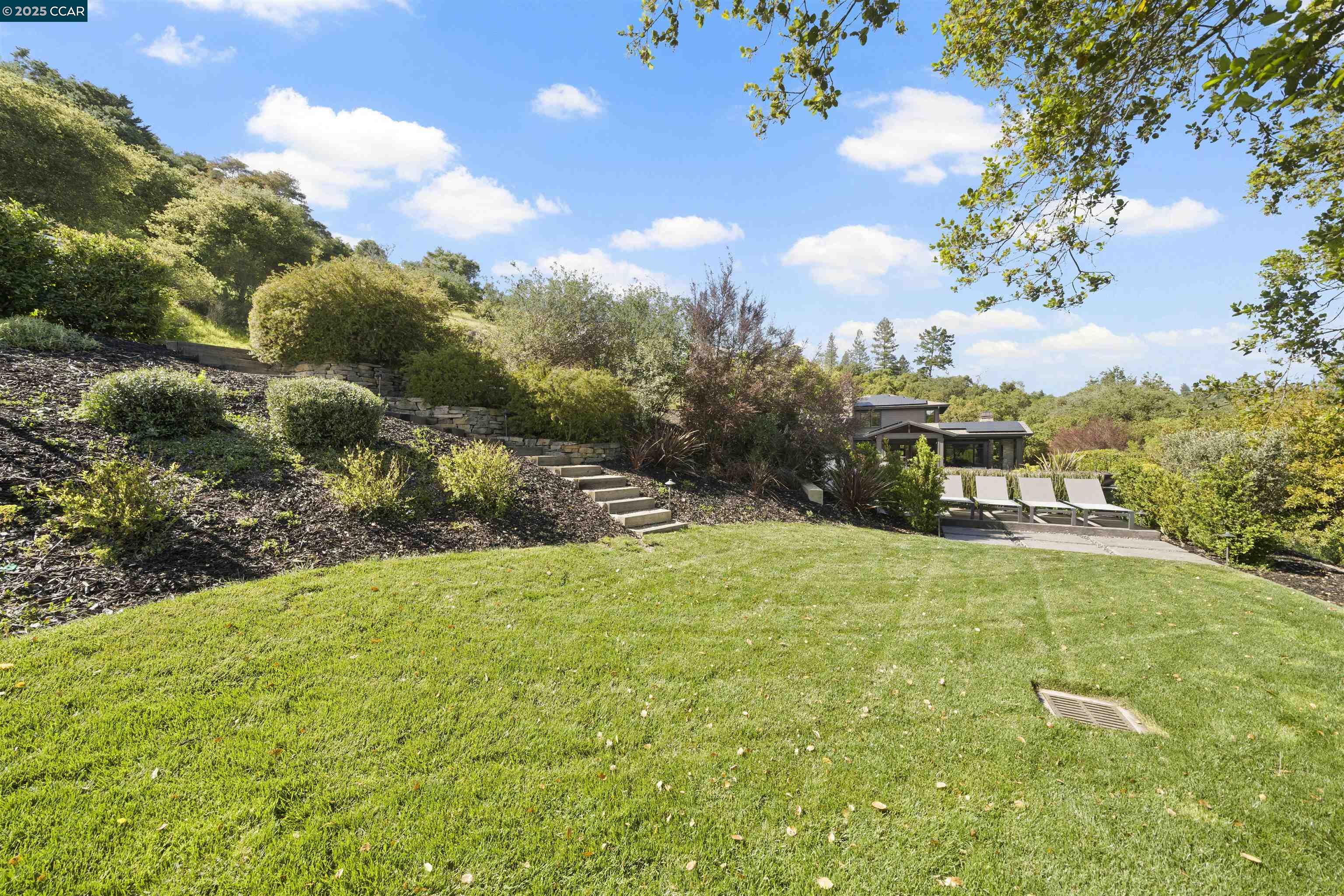 38 Valley View Dr