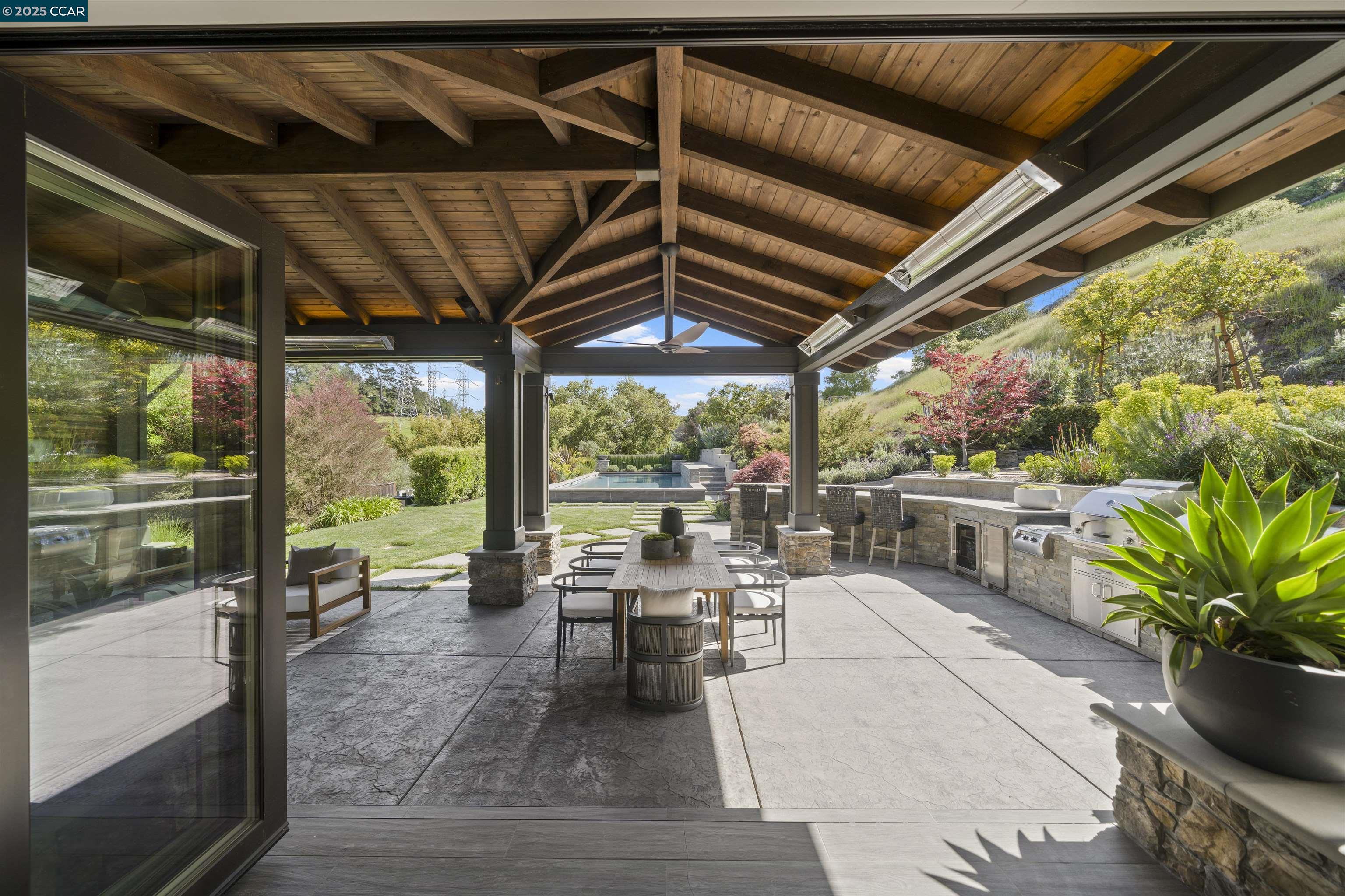 38 Valley View Dr
