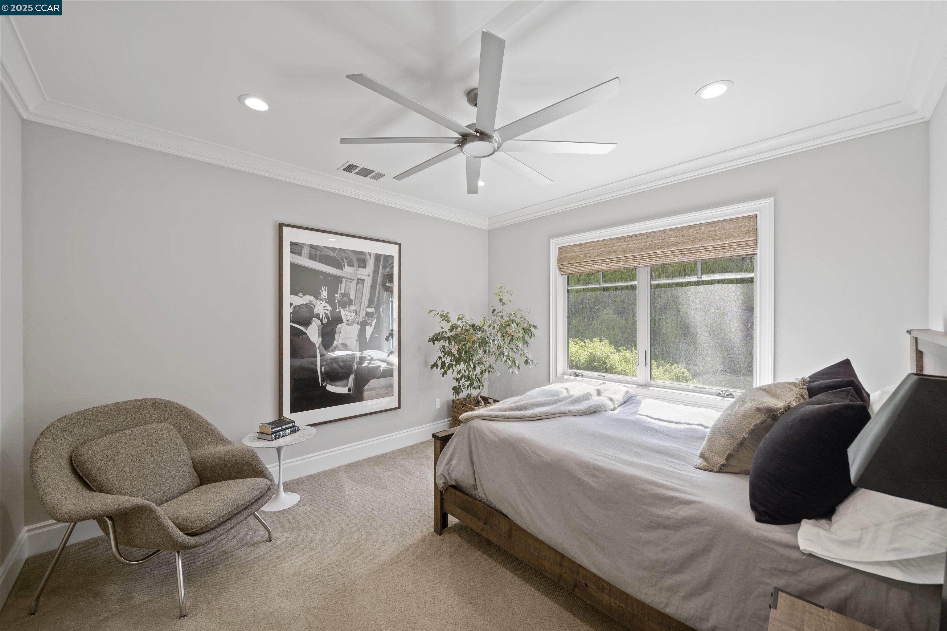 38 Valley View Dr