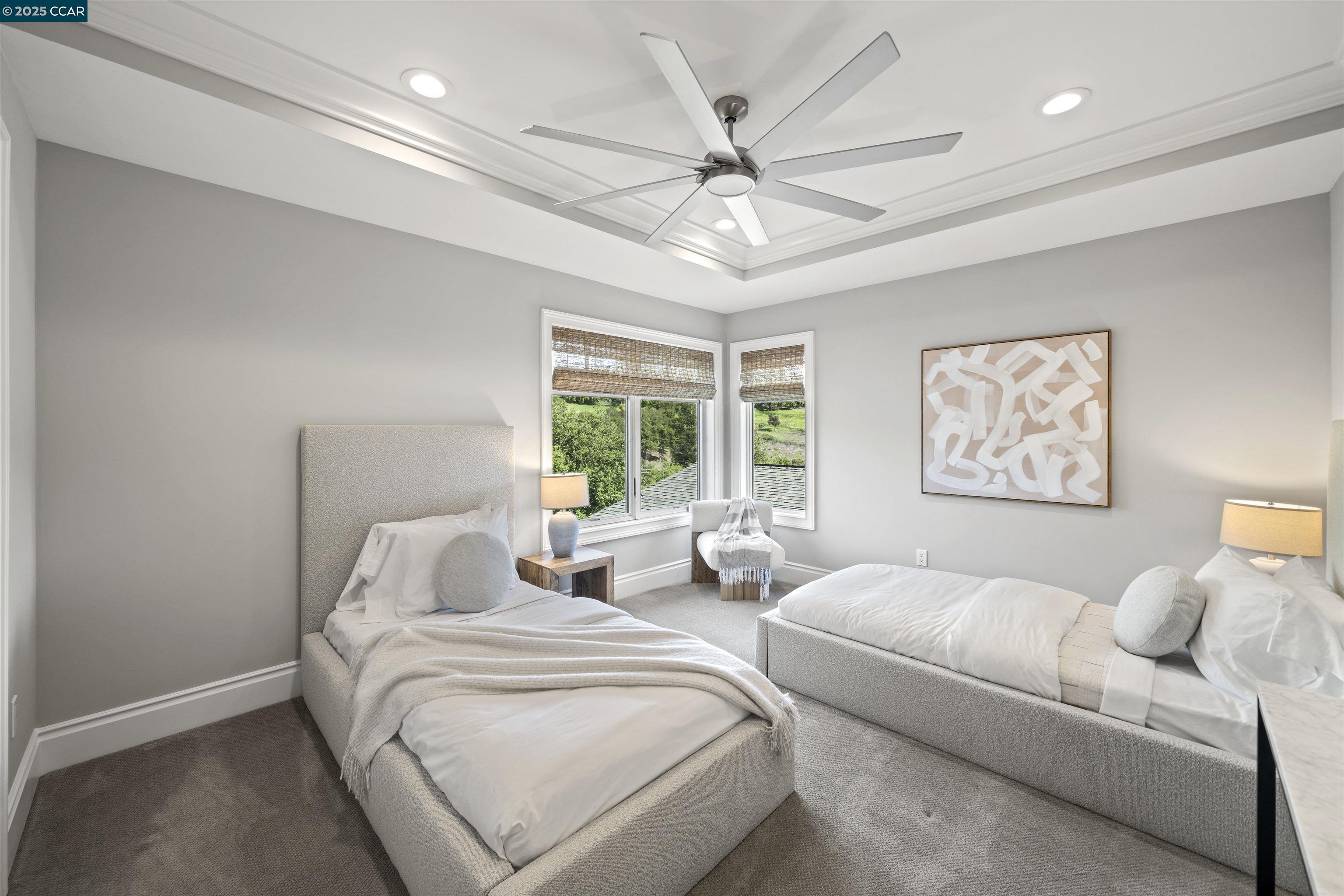 38 Valley View Dr