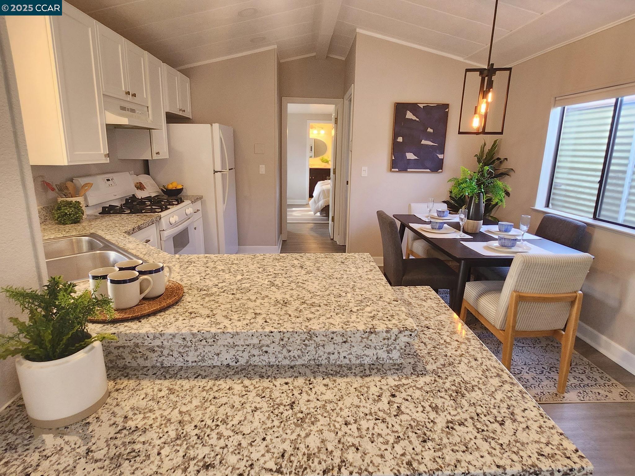 21 Sunset Dr # 21