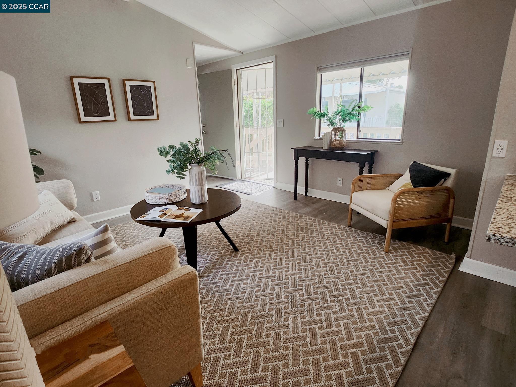 21 Sunset Dr # 21