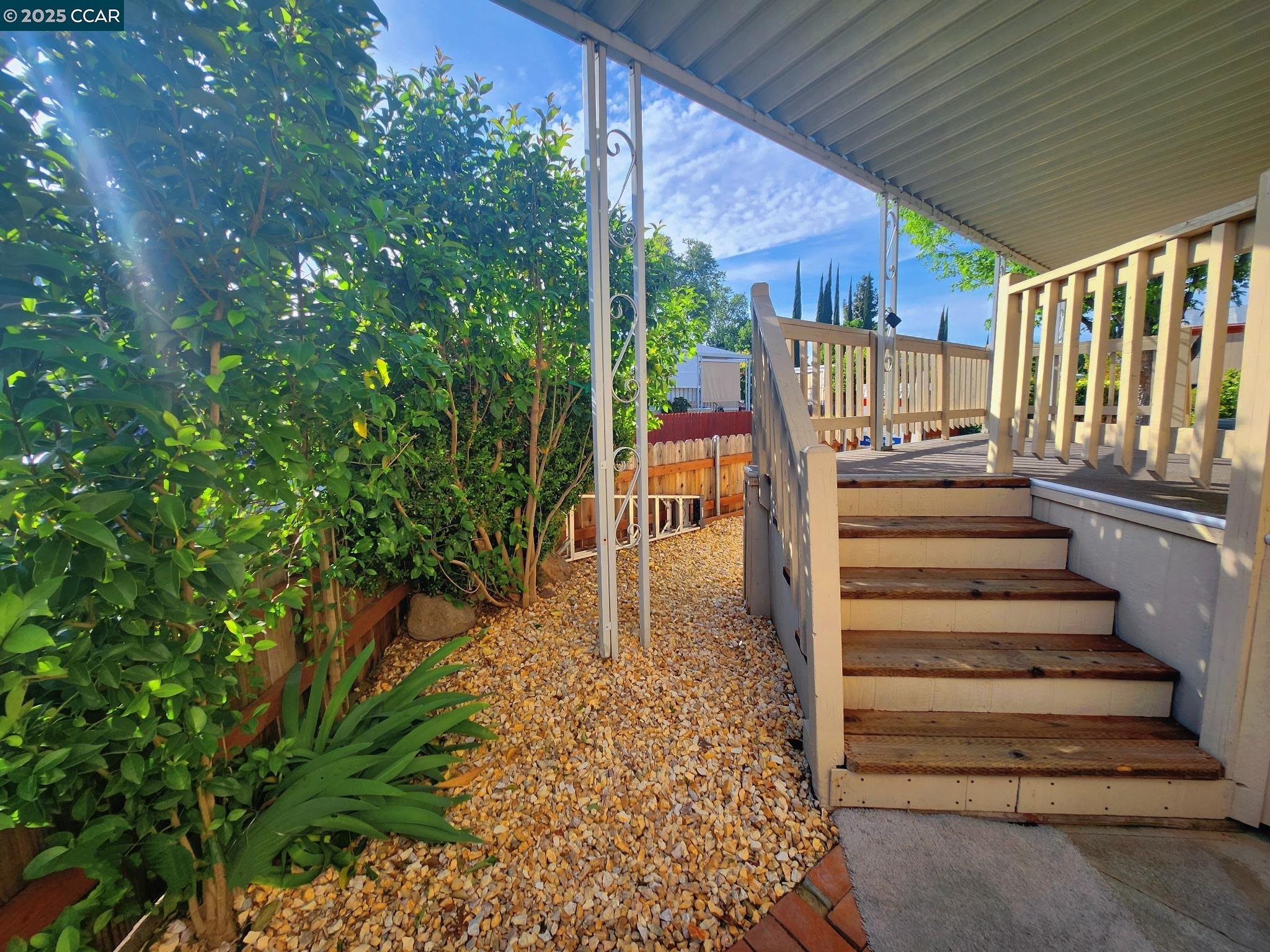 21 Sunset Dr # 21