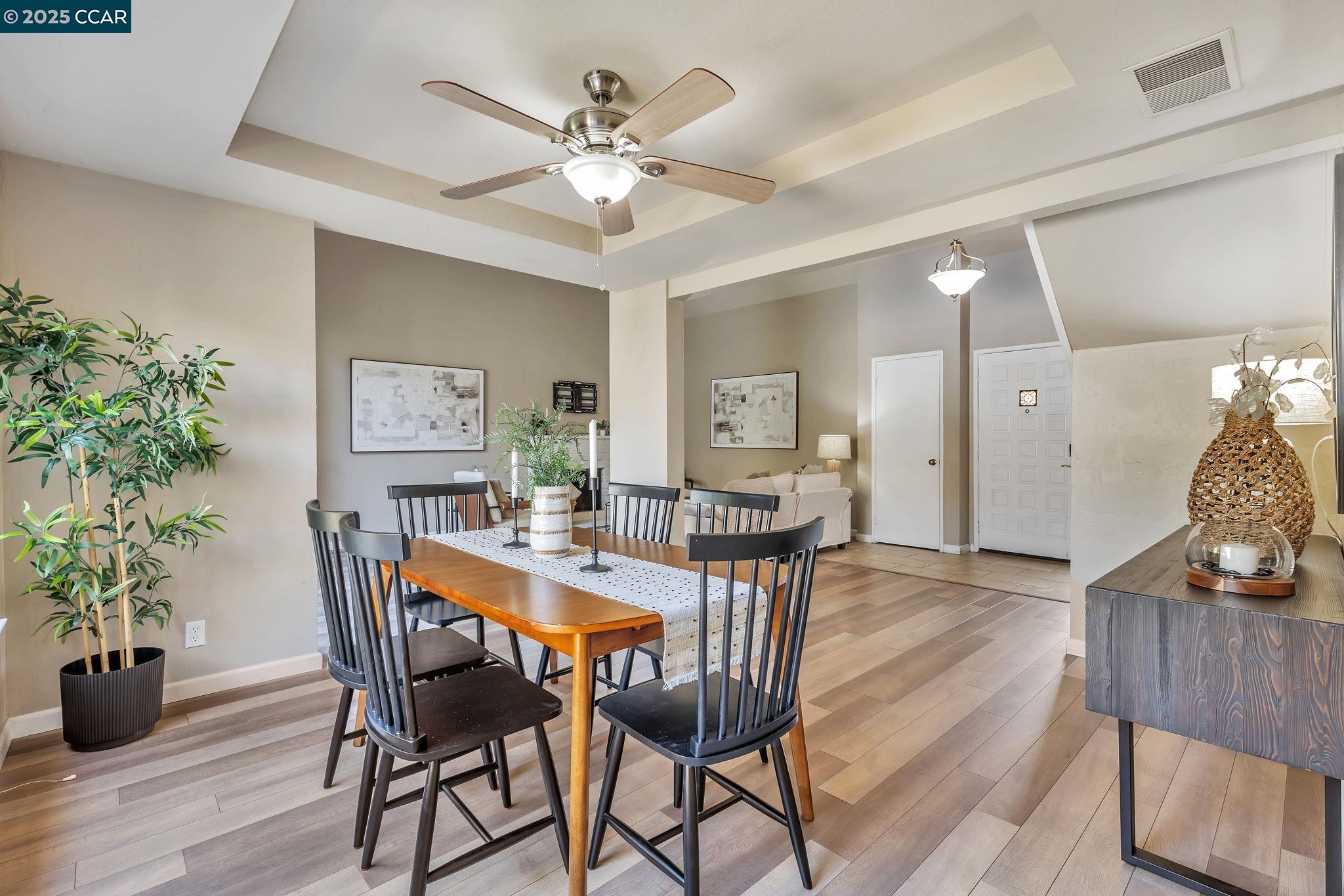 102 Northcreek Cir