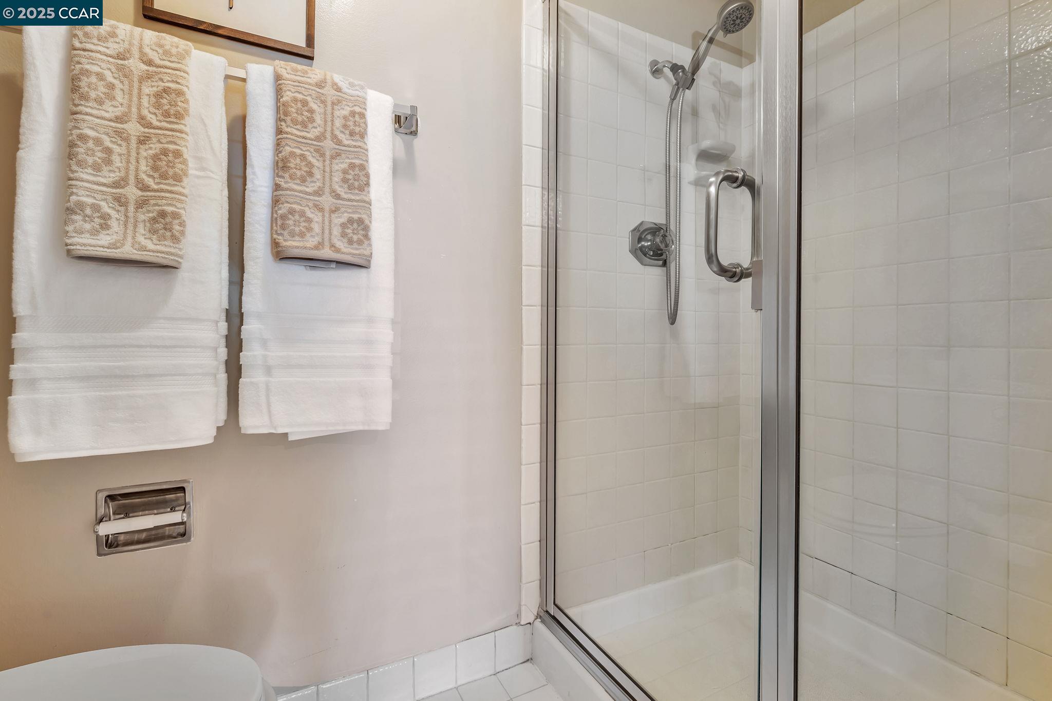 102 Northcreek Cir
