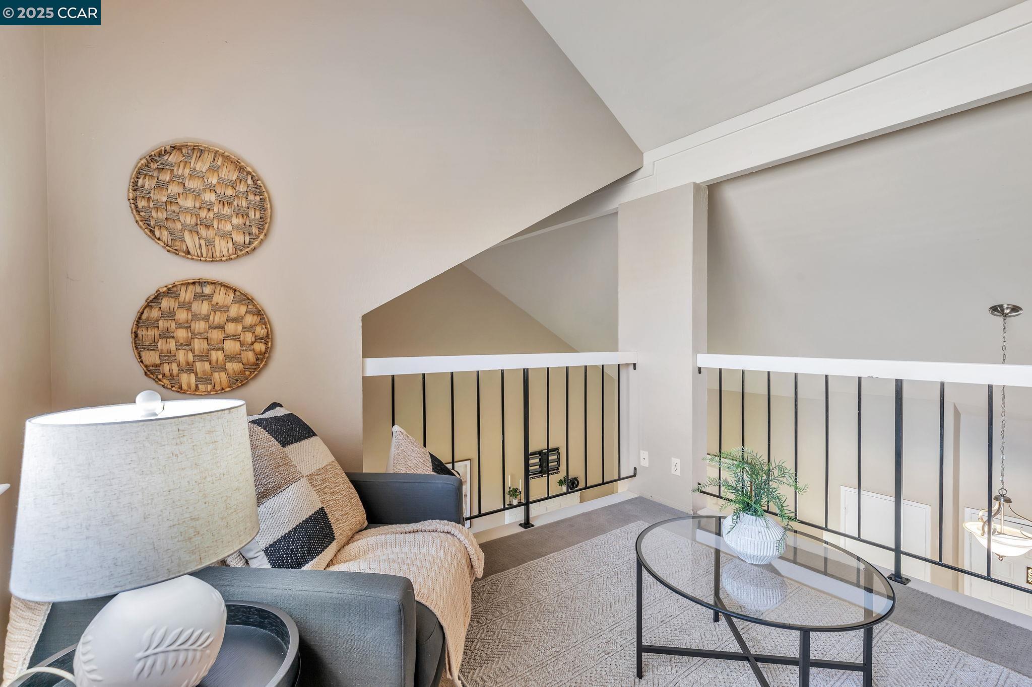102 Northcreek Cir