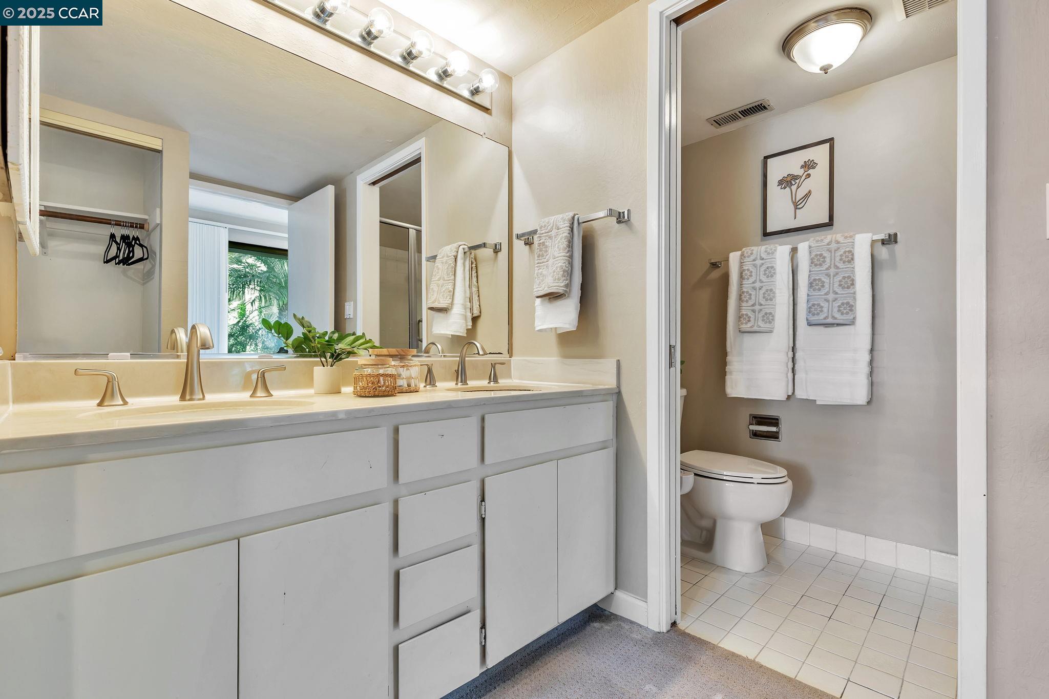 102 Northcreek Cir