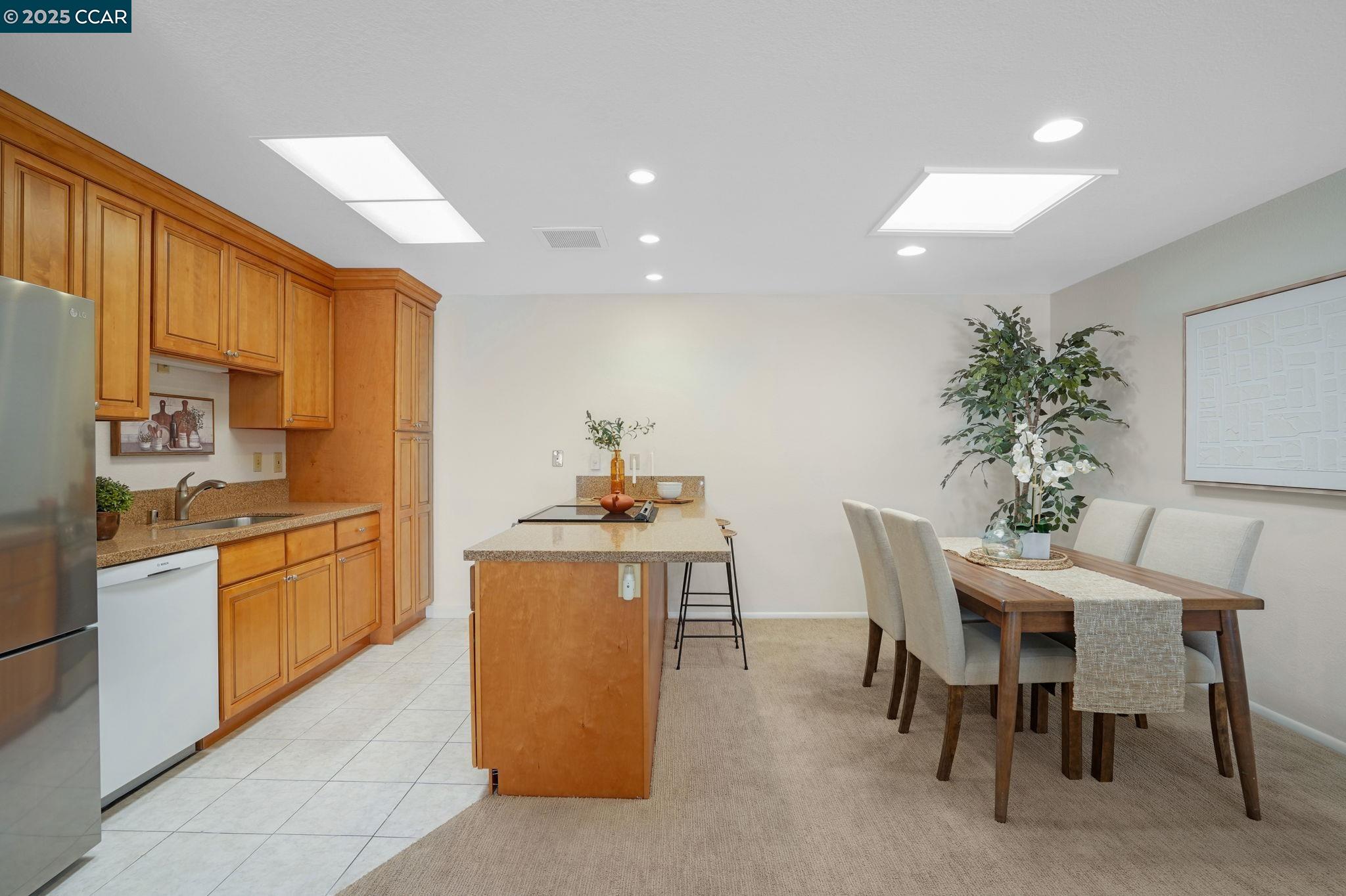 1625 Skycrest Dr # 27