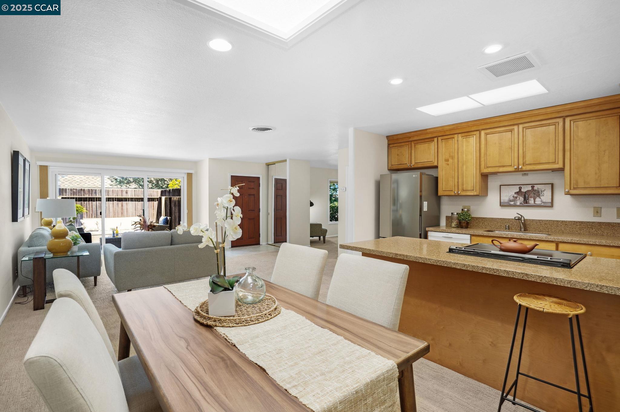 1625 Skycrest Dr # 27