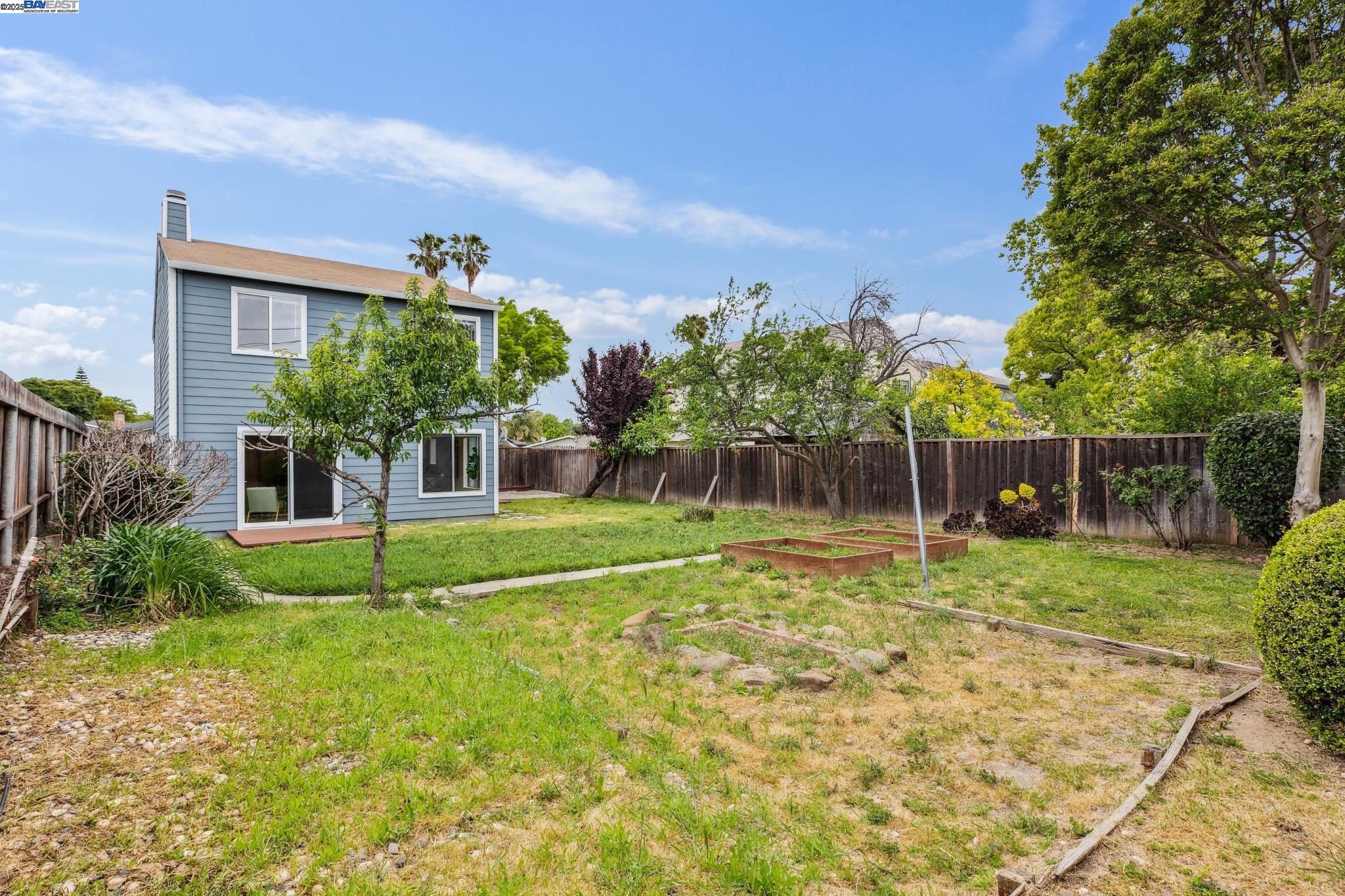 369 Anchor Dr