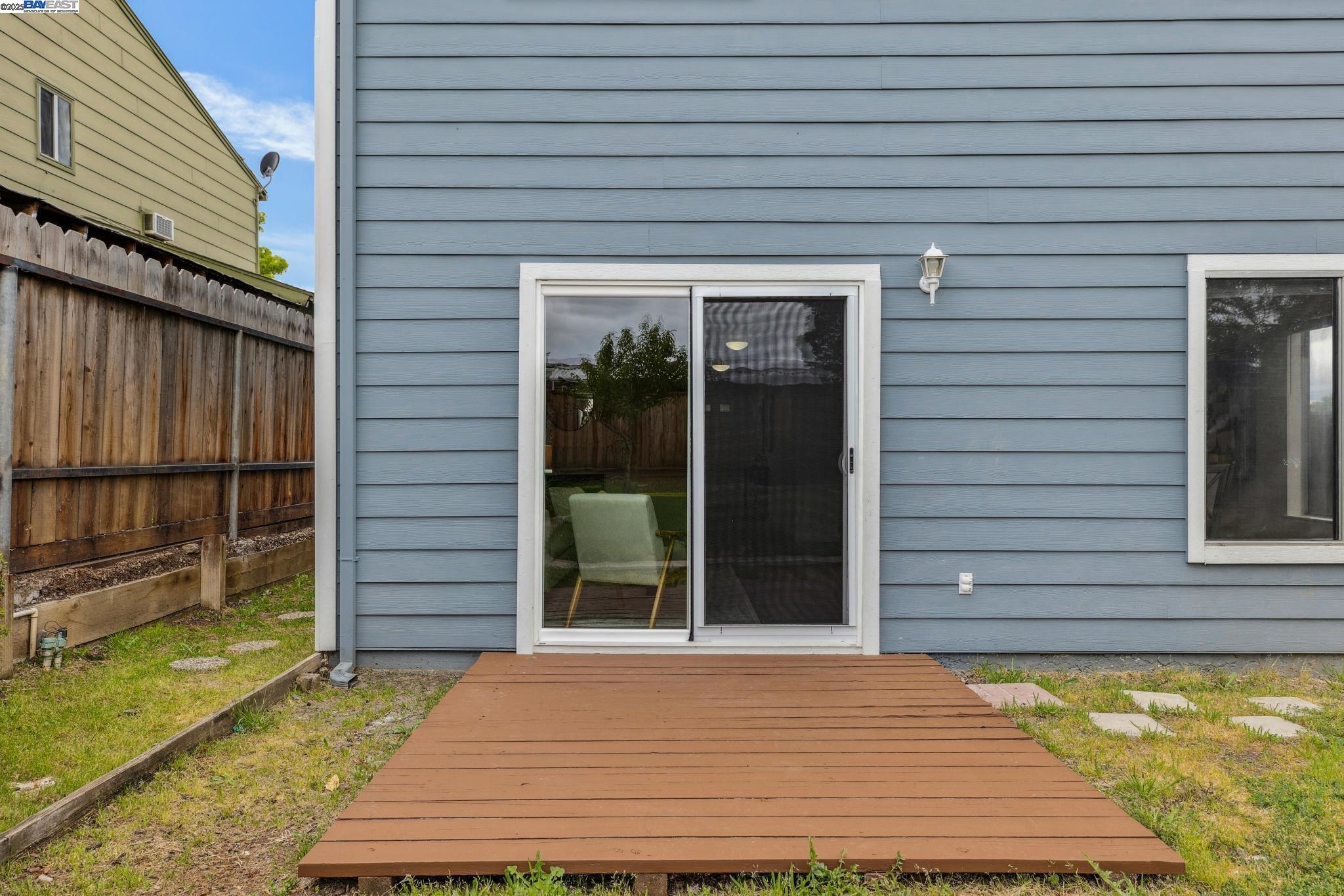 369 Anchor Dr