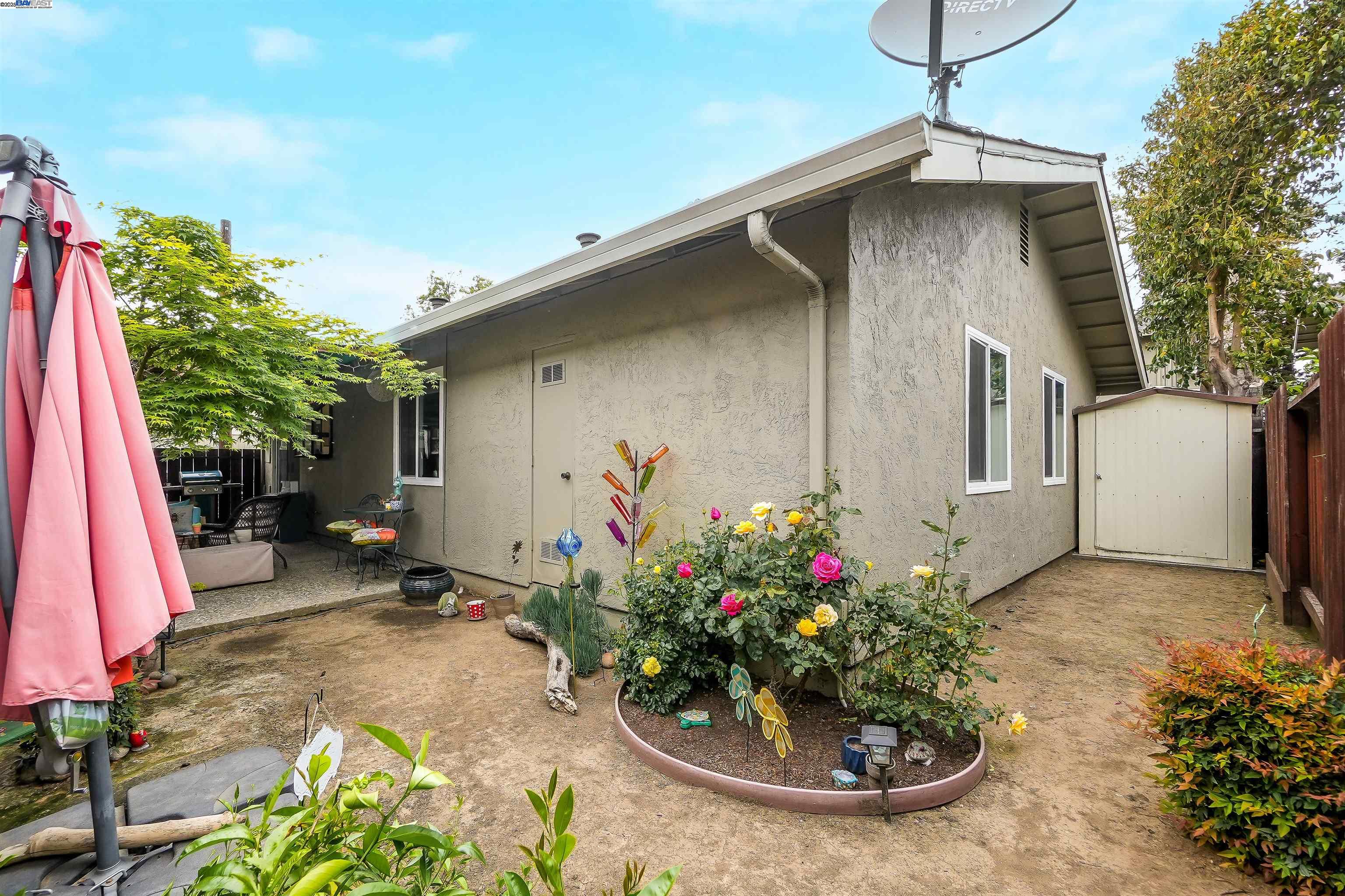 179 Loma Verde Dr