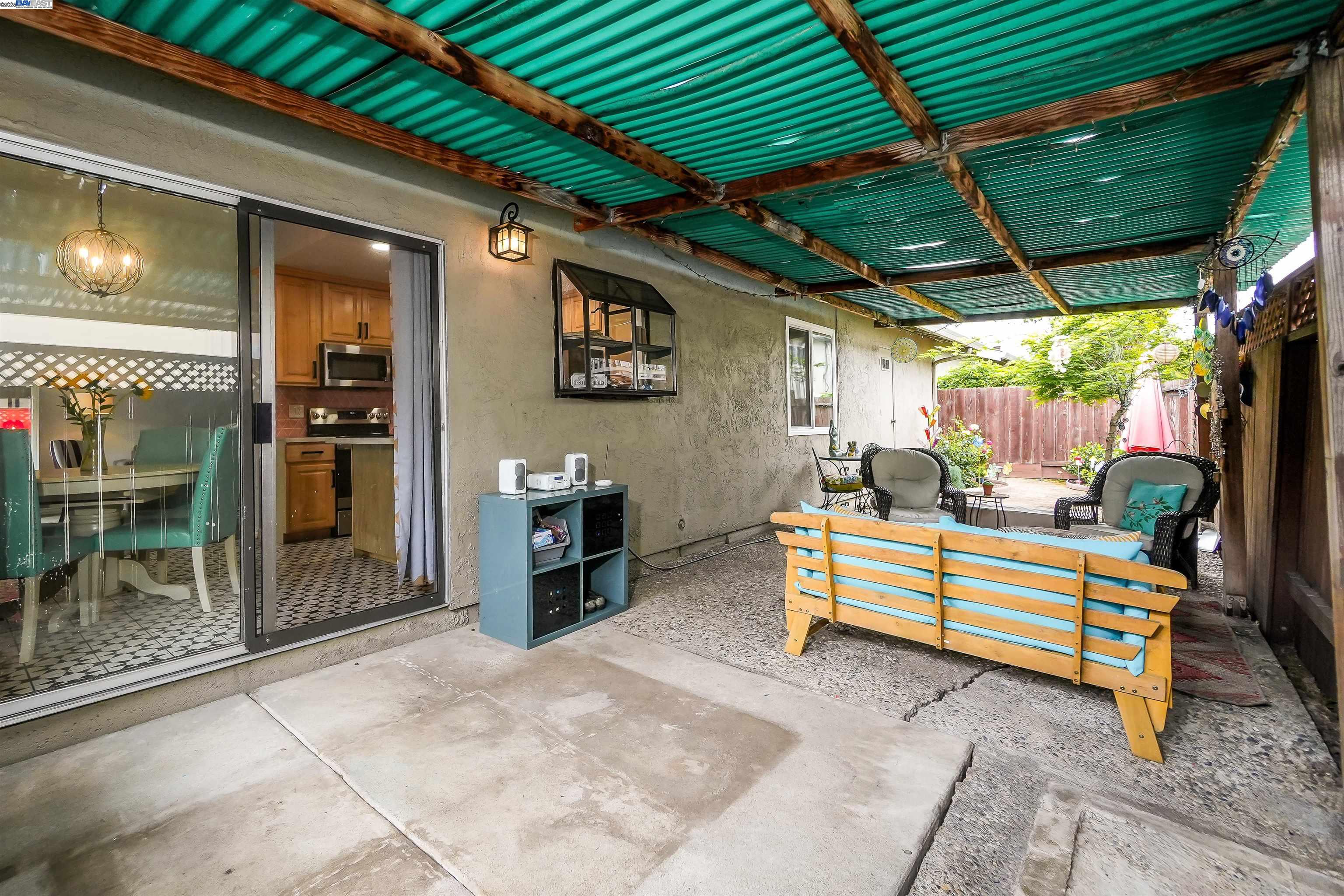 179 Loma Verde Dr