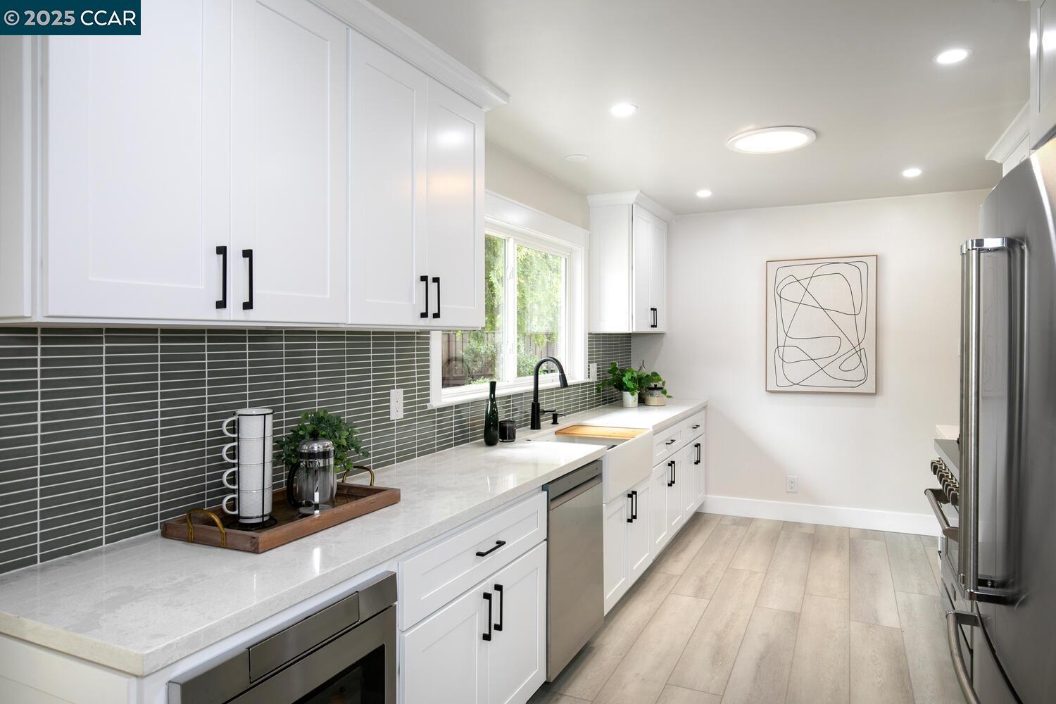 3115 Ebano Dr
