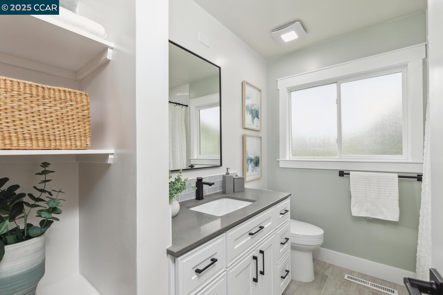 3115 Ebano Dr