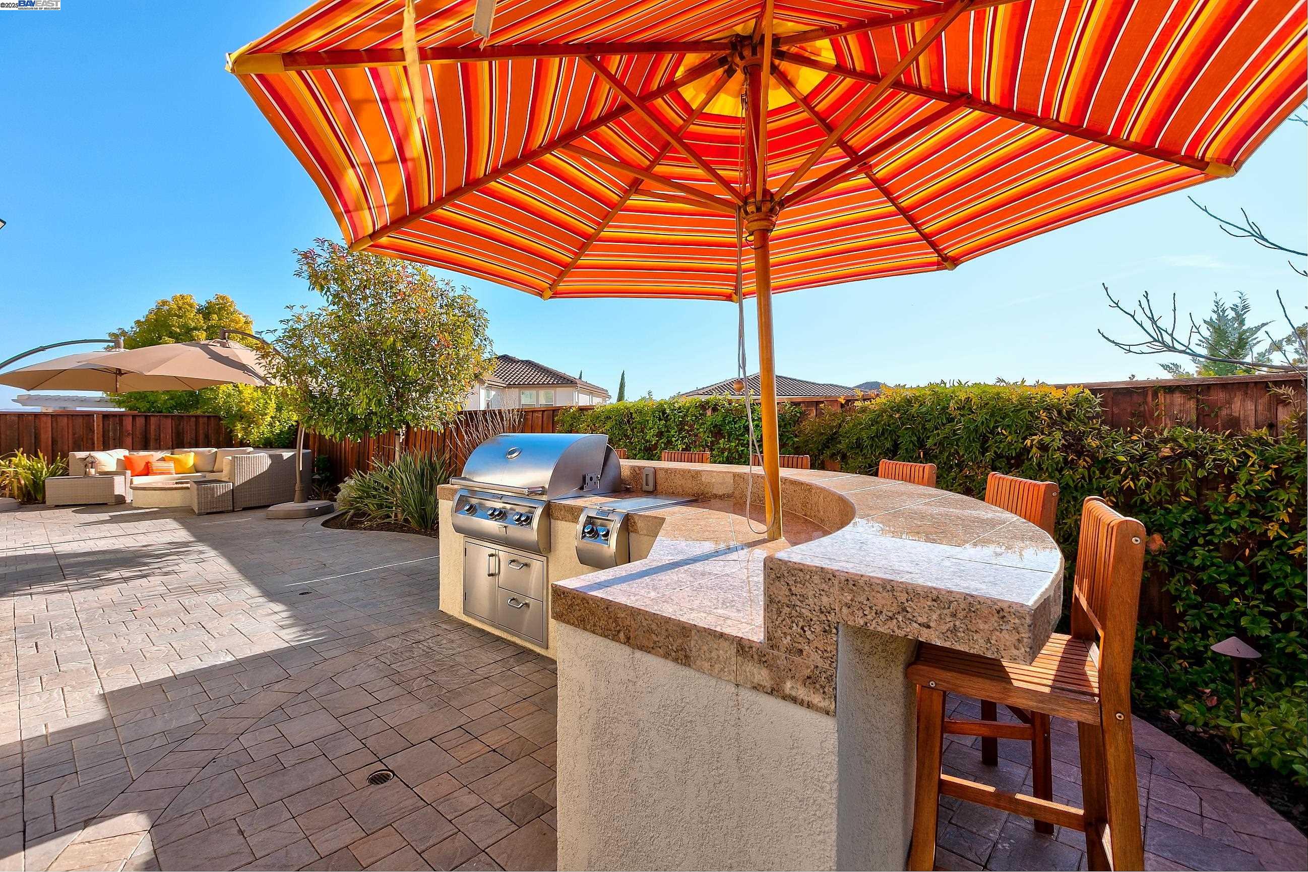 2394 AMANTEA WAY
