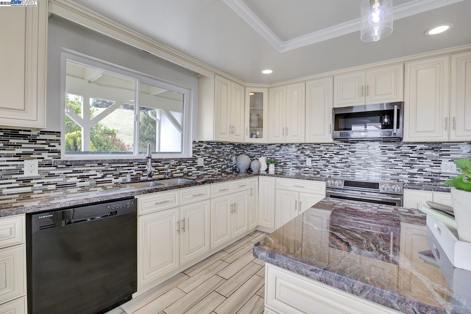 10705 Dublin Canyon Rd