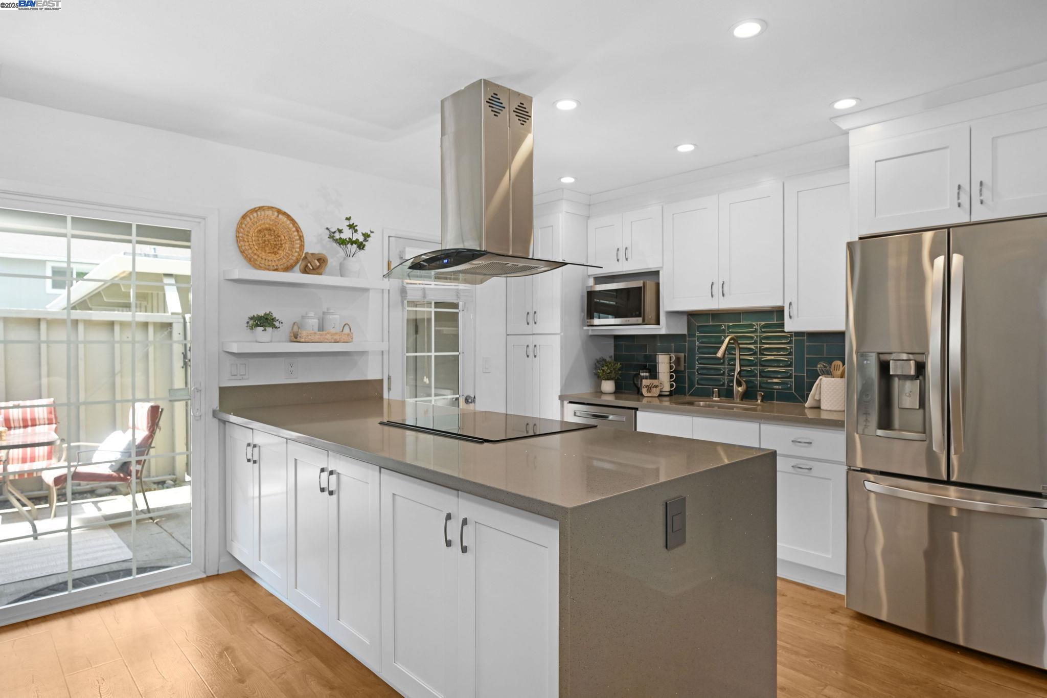 2812 Bollinger Canyon Rd