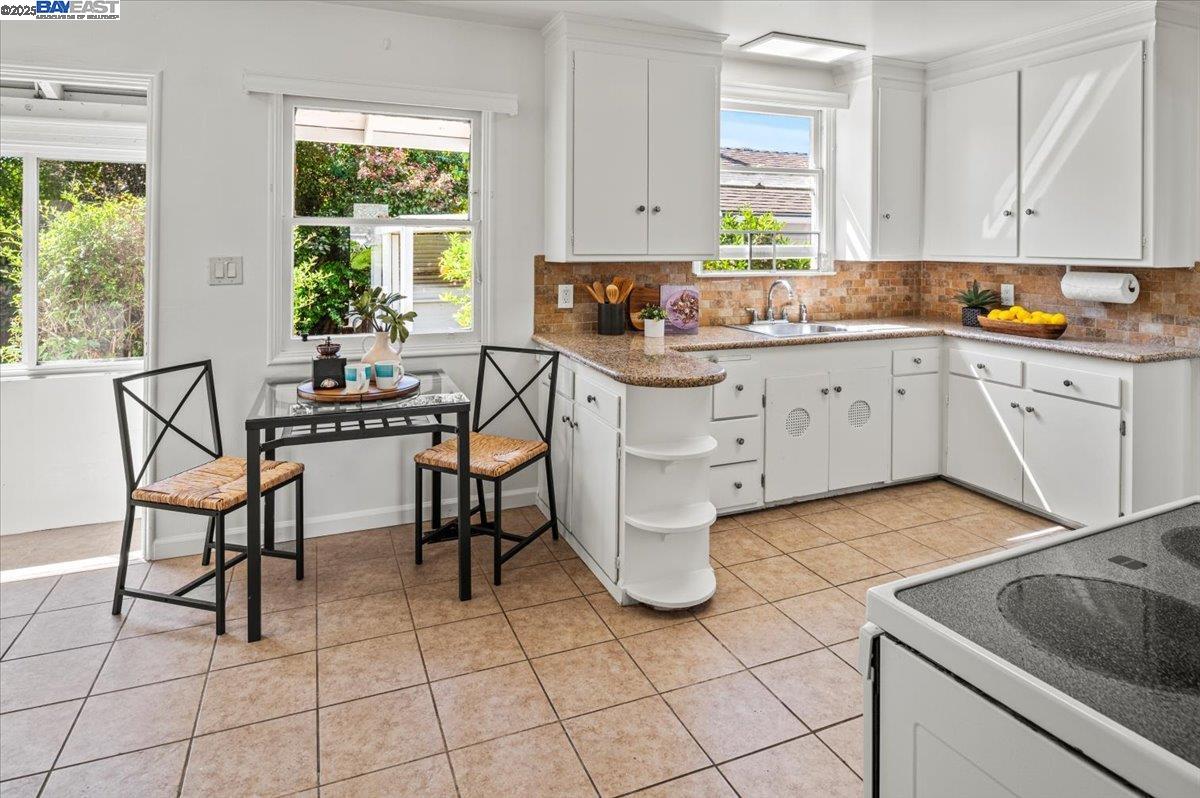 231 Bowling Green St