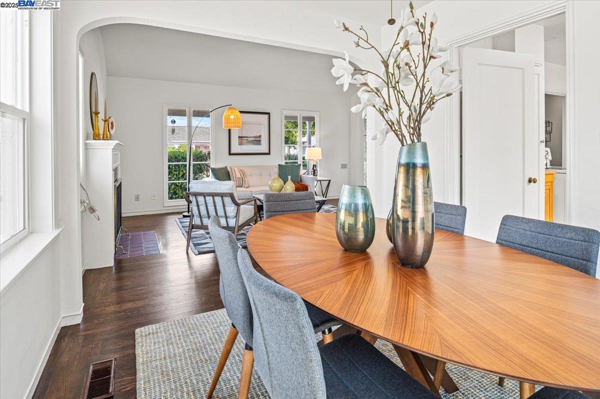 231 Bowling Green St