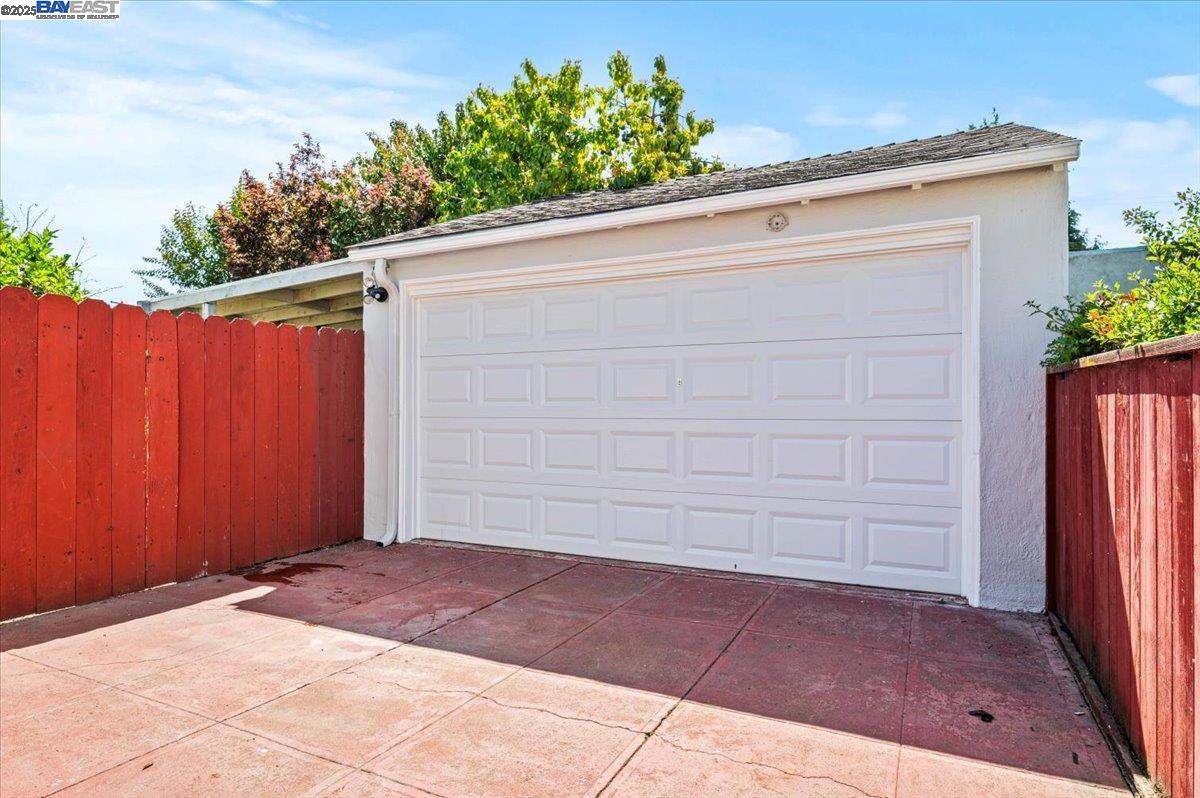 231 Bowling Green St