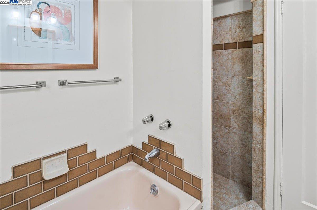 231 Bowling Green St