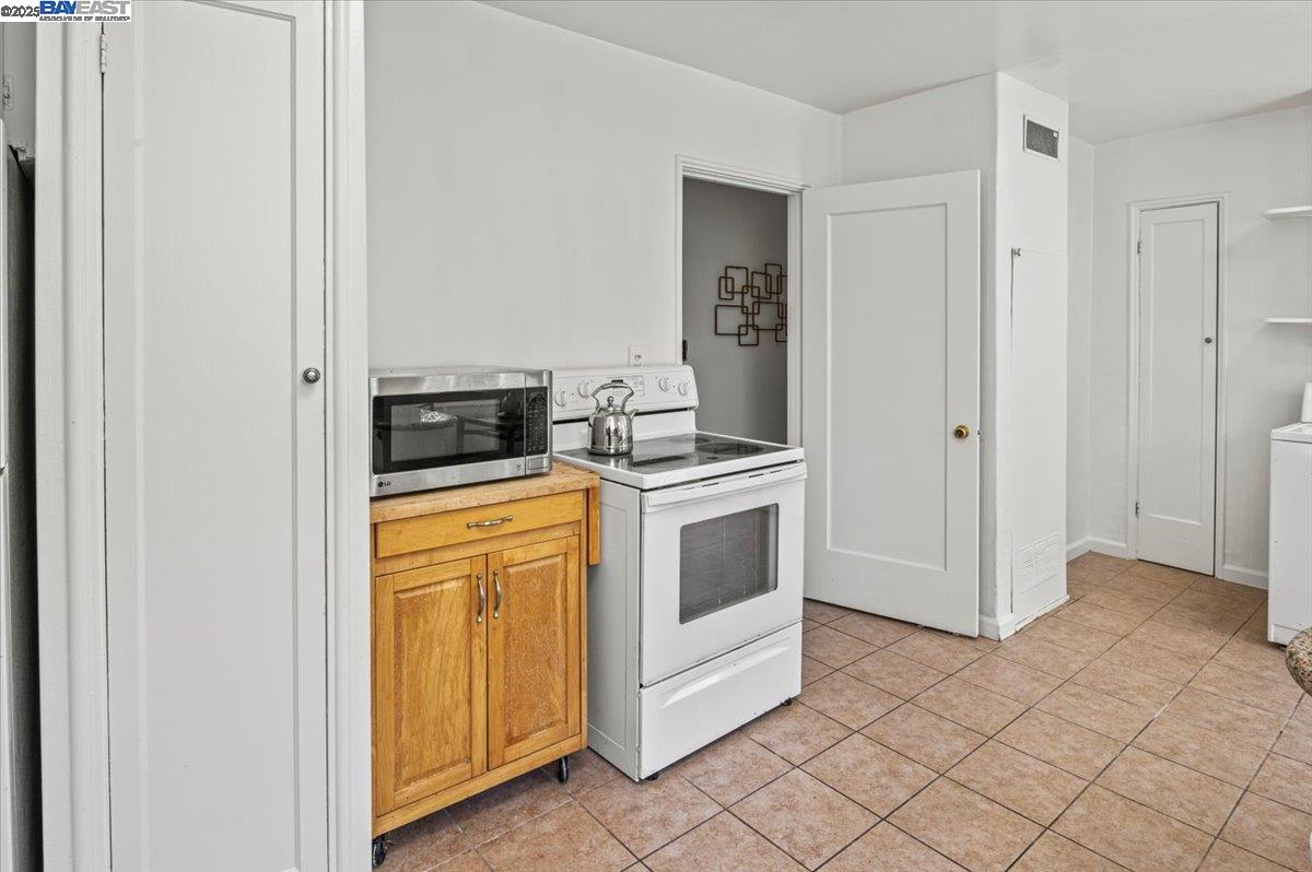 231 Bowling Green St