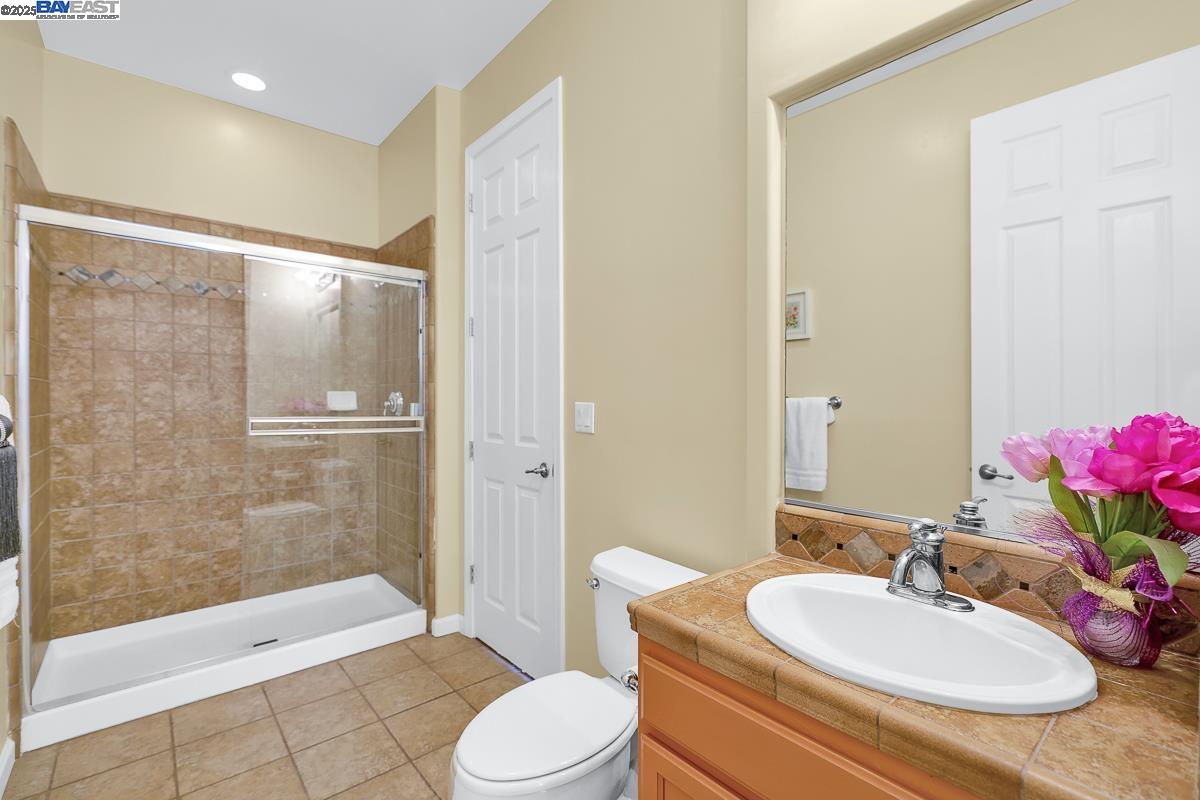 436 Wood Glen Dr