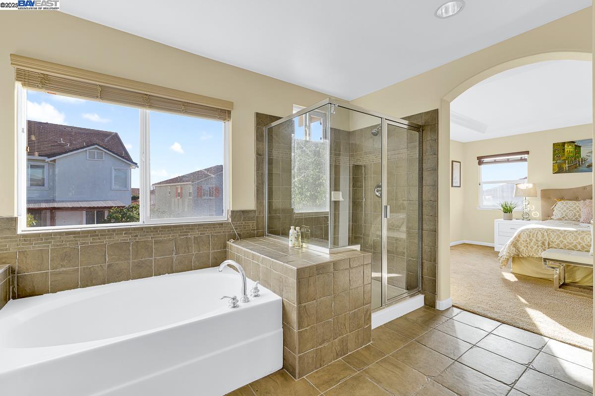 436 Wood Glen Dr