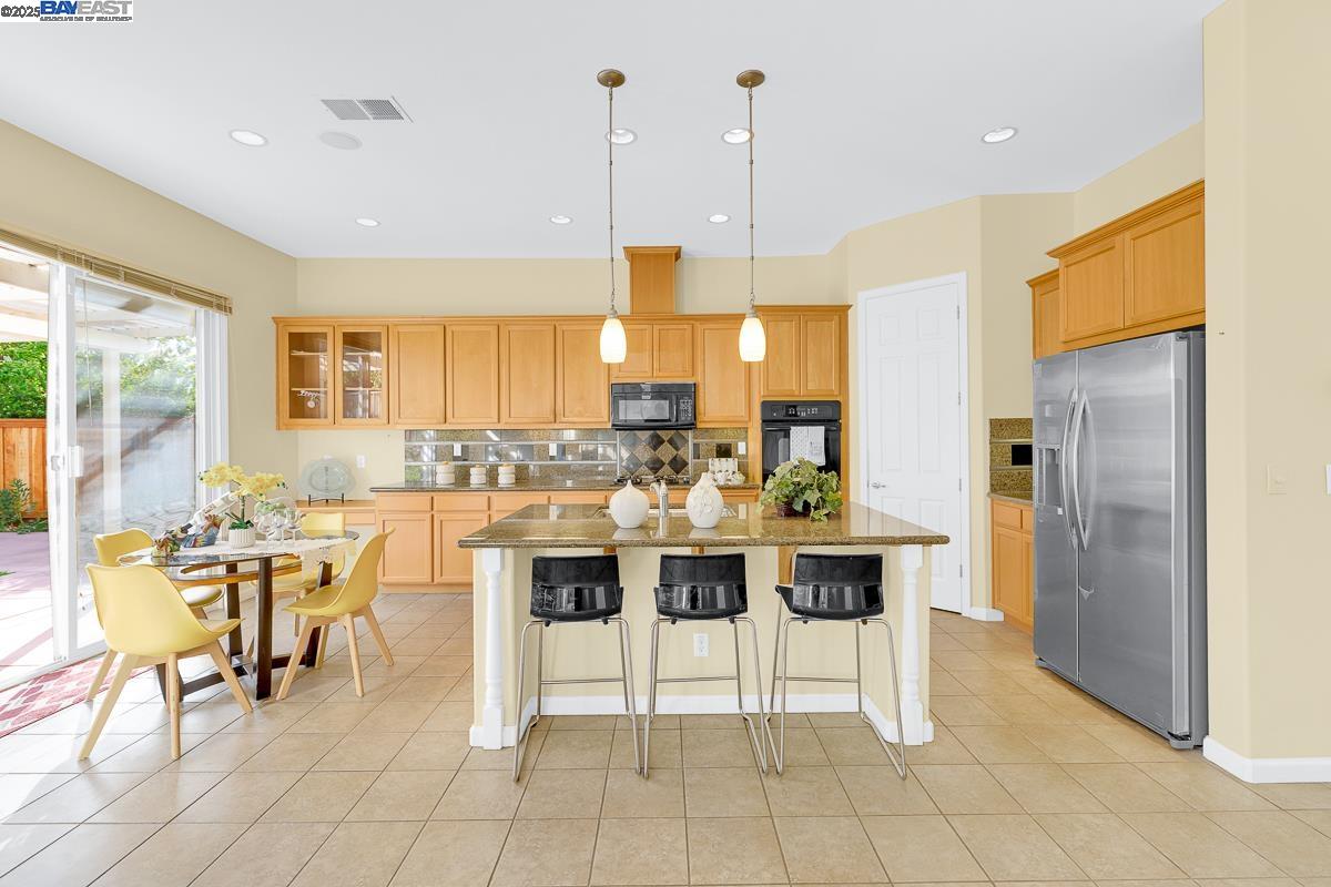 436 Wood Glen Dr
