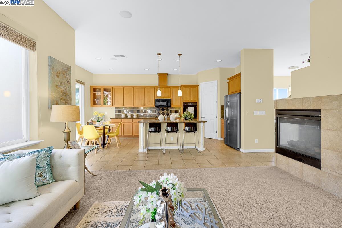 436 Wood Glen Dr