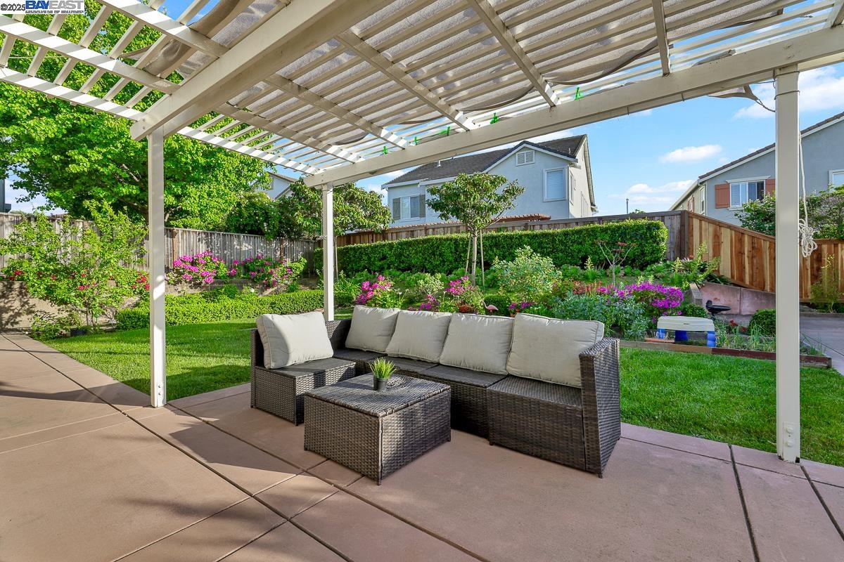 436 Wood Glen Dr